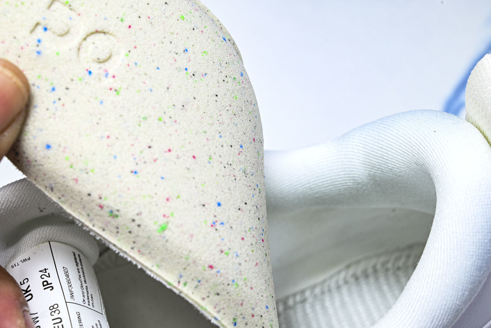 ON昂跑 尺码:36-46纯原版出品-On Running 昂跑男女士x Loewe Cloudsolo