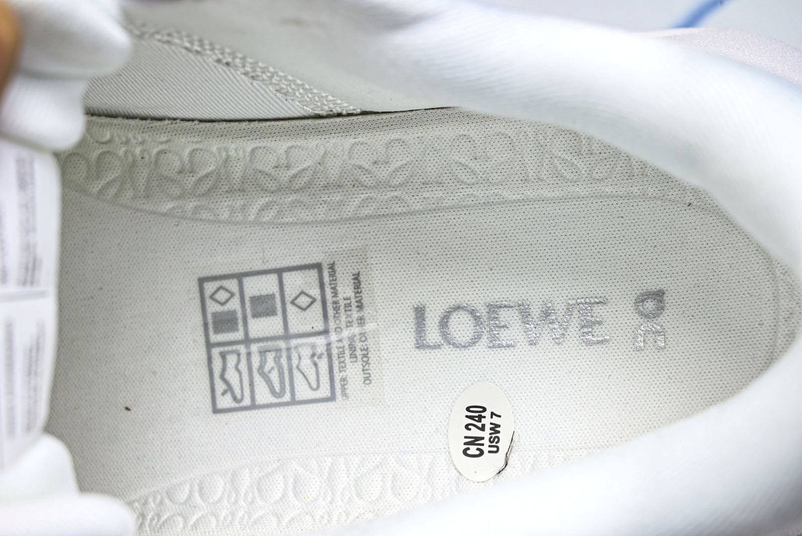 ON昂跑 尺码:36-46纯原版出品-On Running 昂跑男女士x Loewe Cloudsolo