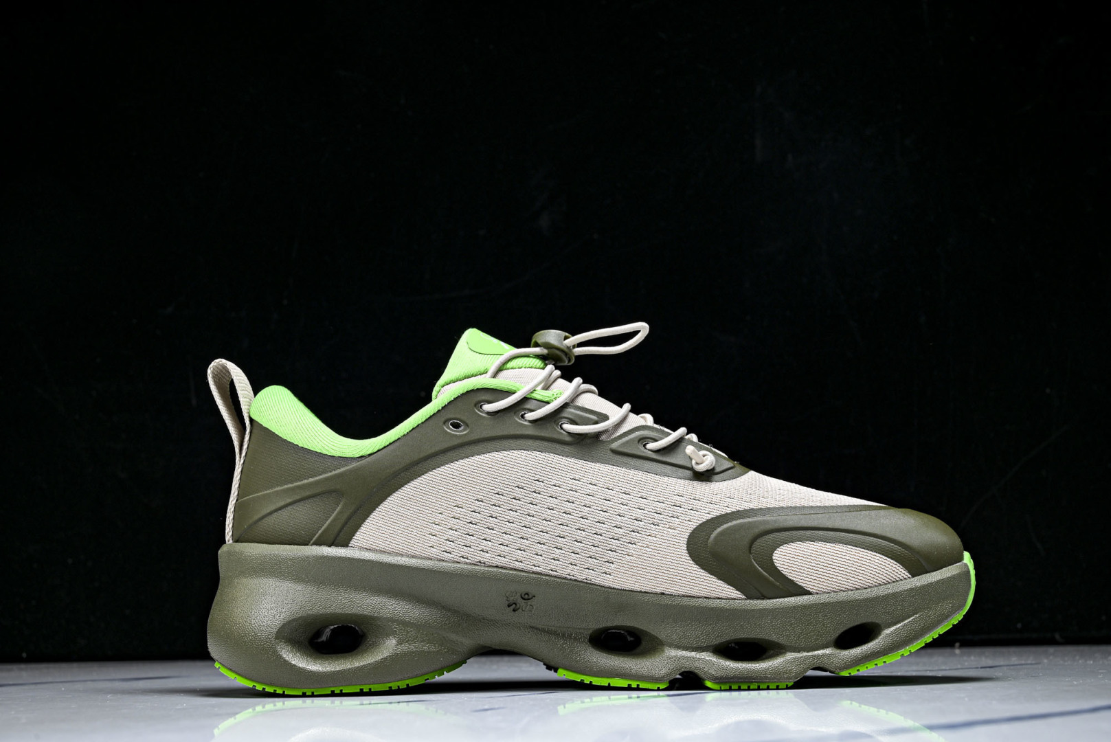 ON昂跑 尺码:36-46纯原版出品-On Running 昂跑男女士x Loewe Cloudsolo