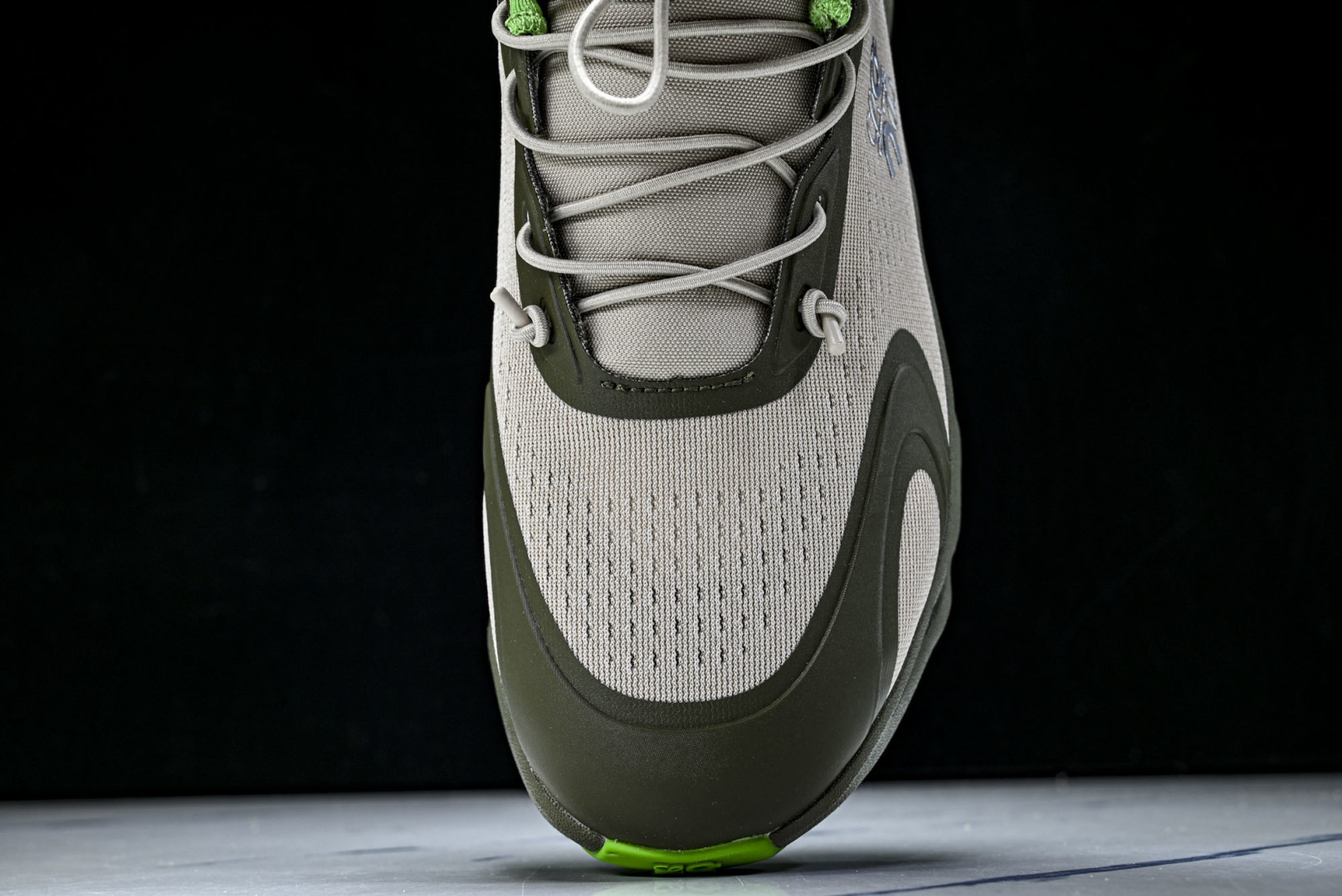 ON昂跑 尺码:36-46纯原版出品-On Running 昂跑男女士x Loewe Cloudsolo