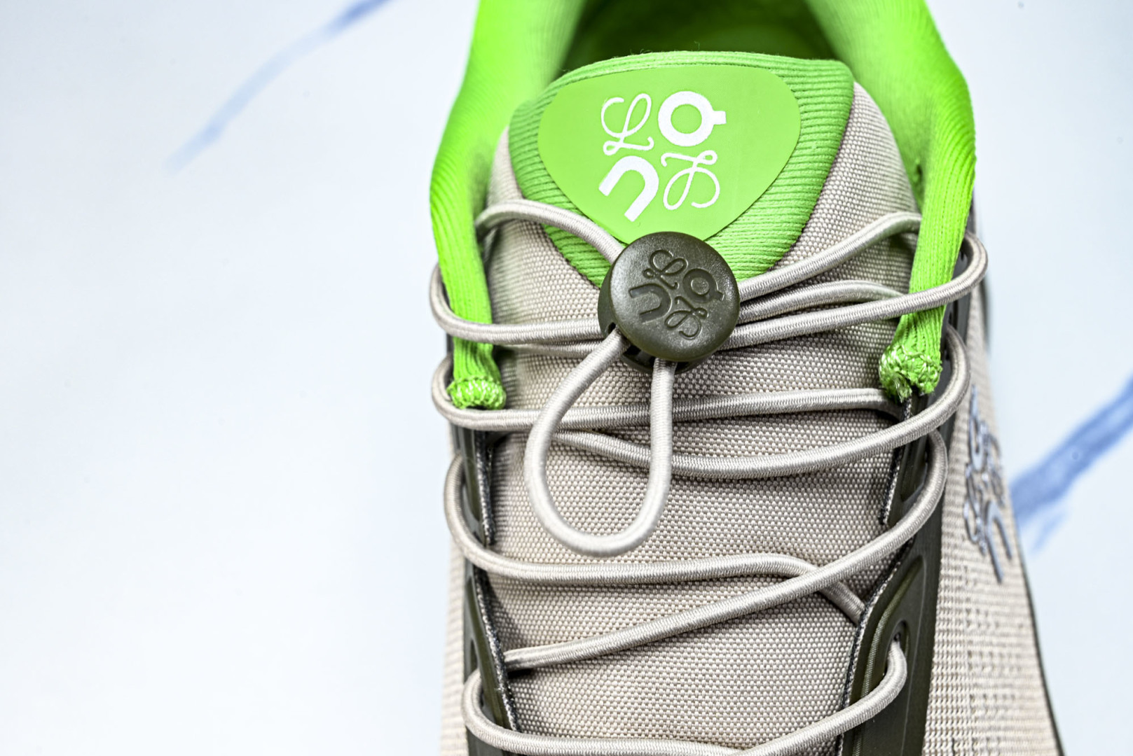 ON昂跑 尺码:36-46纯原版出品-On Running 昂跑男女士x Loewe Cloudsolo