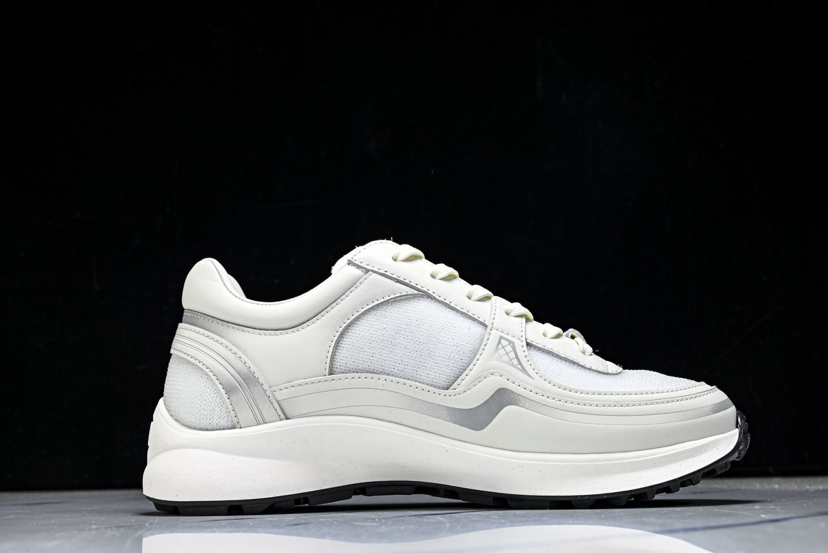 香奈儿 尺码:35-40P¥620纯原版出品-Chanel香奈儿 26C新款 早春系列 白色双c德训鞋运