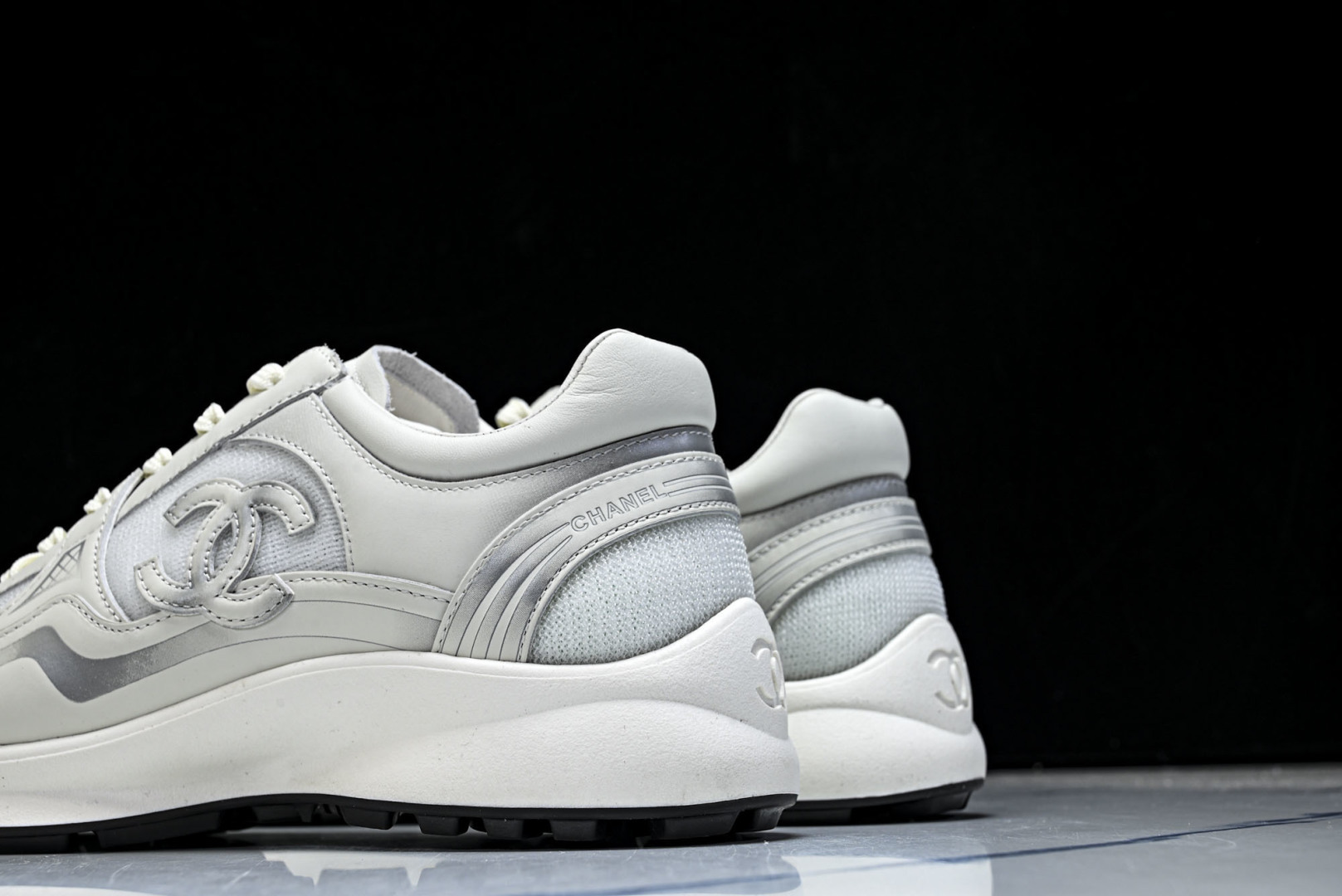 香奈儿 尺码:35-40P¥620纯原版出品-Chanel香奈儿 26C新款 早春系列 白色双c德训鞋运