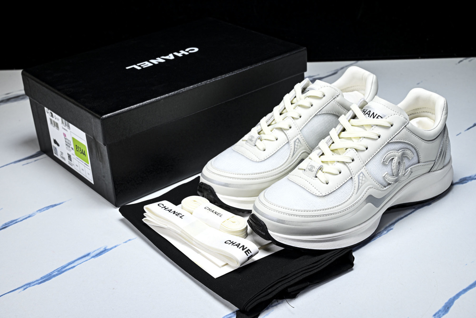 香奈儿 尺码:35-40P¥620纯原版出品-Chanel香奈儿 26C新款 早春系列 白色双c德训鞋运