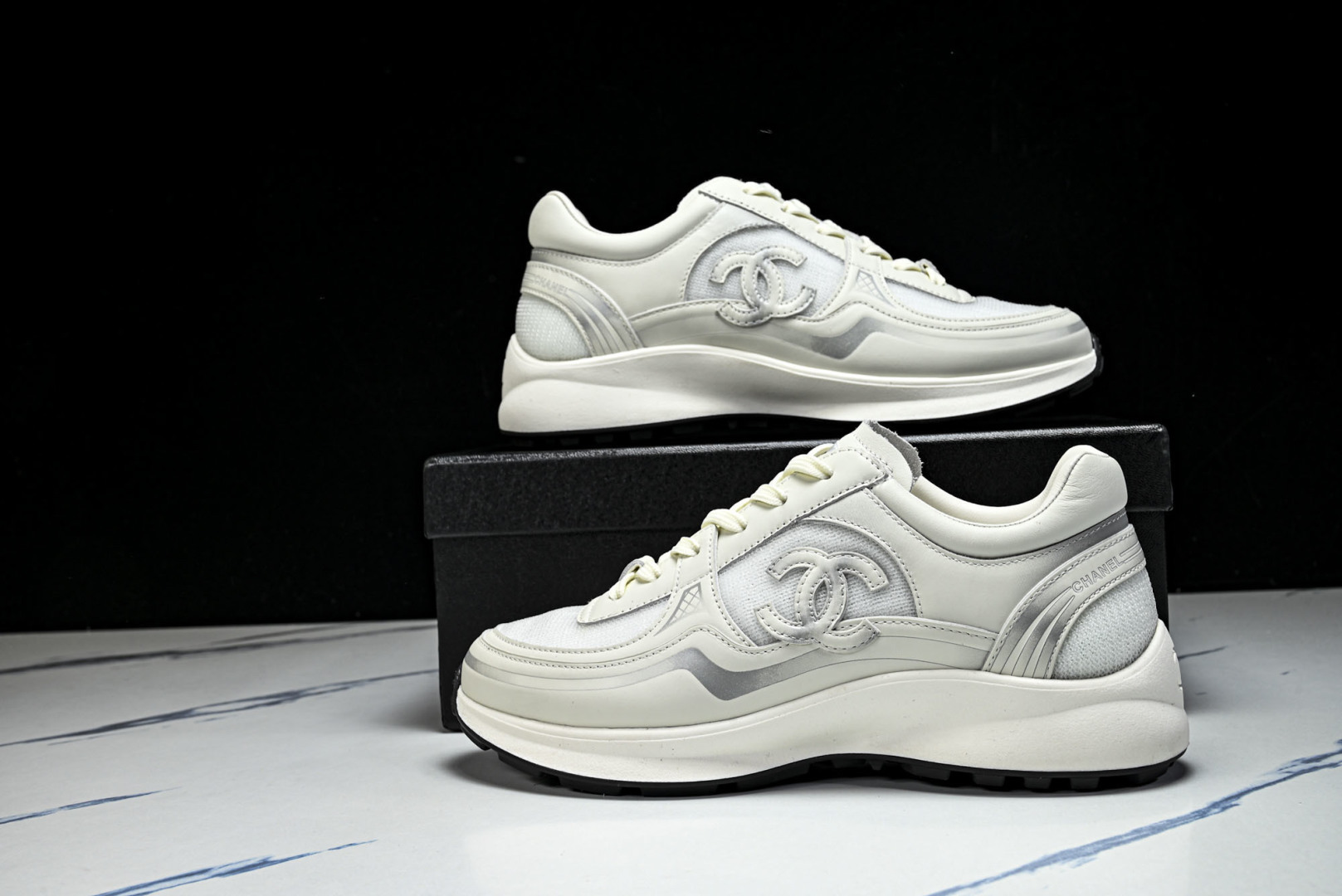 香奈儿 尺码:35-40P¥620纯原版出品-Chanel香奈儿 26C新款 早春系列 白色双c德训鞋运