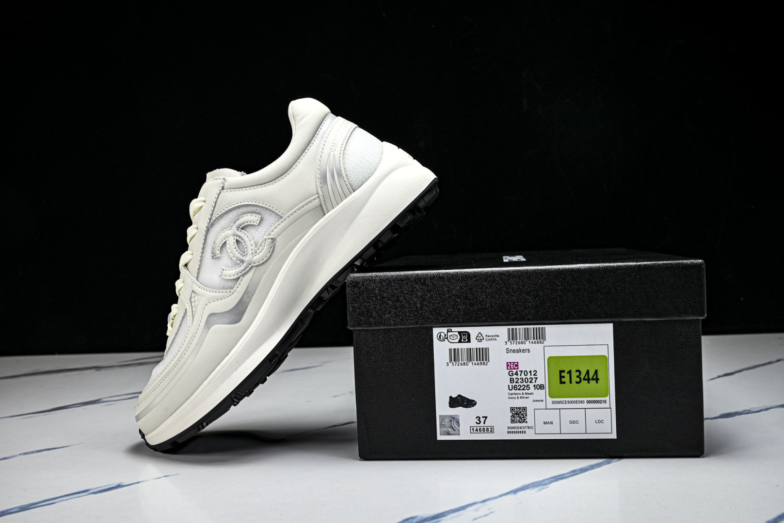 香奈儿 尺码:35-40P¥620纯原版出品-Chanel香奈儿 26C新款 早春系列 白色双c德训鞋运