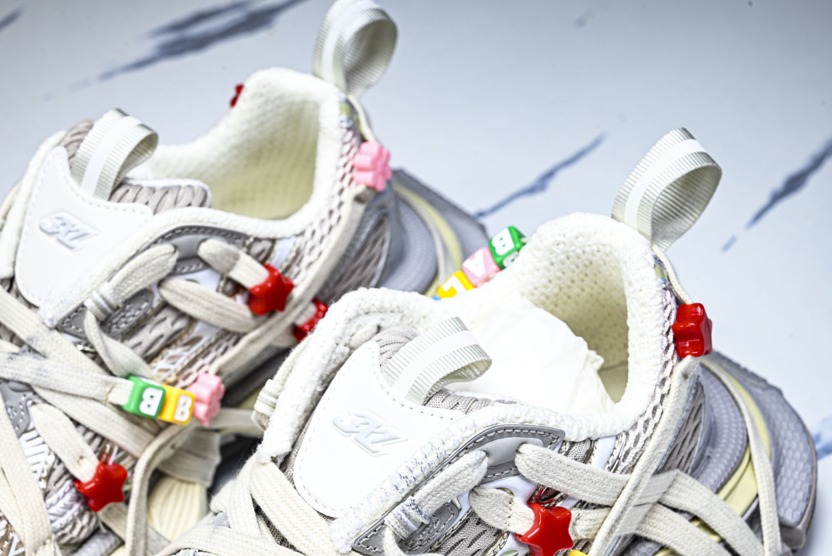 巴黎 EUR:35-46 偏大一码P¥:700纯原-BALENCIAGA巴黎世家26春季新品3XL EX