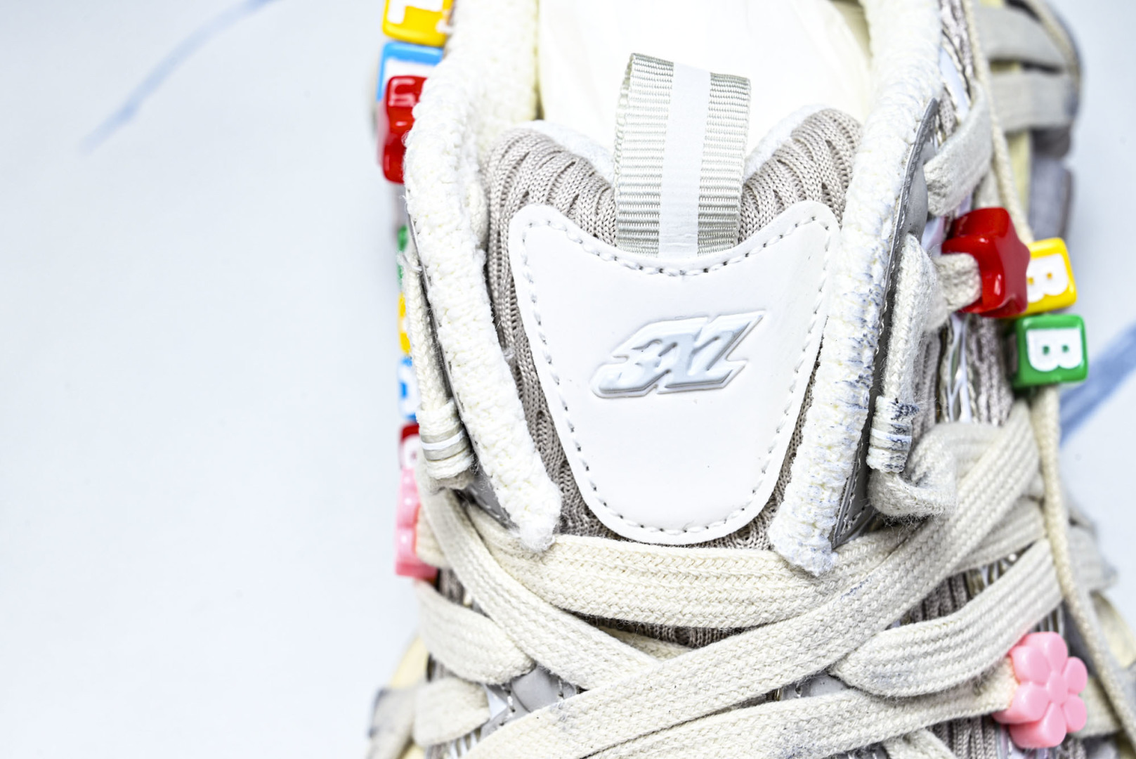 巴黎 EUR:35-46 偏大一码P¥:700纯原-BALENCIAGA巴黎世家26春季新品3XL EX