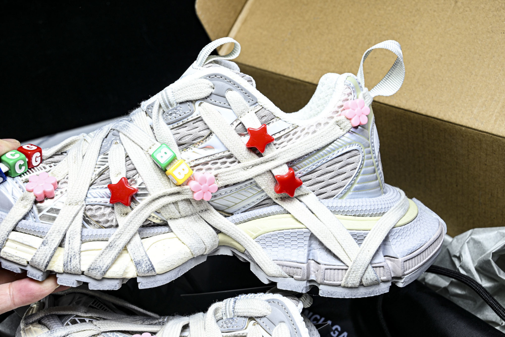 巴黎 EUR:35-46 偏大一码P¥:700纯原-BALENCIAGA巴黎世家26春季新品3XL EX