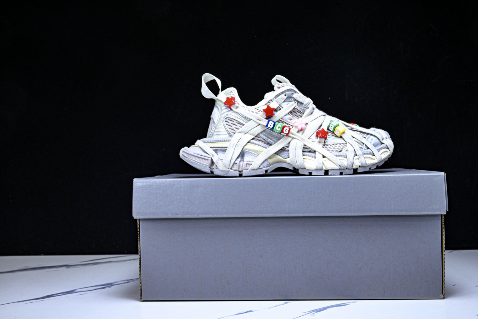 巴黎 EUR:35-46 偏大一码P¥:700纯原-BALENCIAGA巴黎世家26春季新品3XL EX