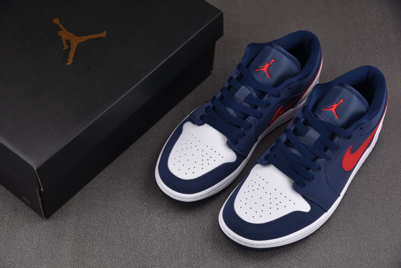 AJLow低帮 尺码:40-46纯原版出品-Air Jordan 1 Low USA 蓝红白 CZ845