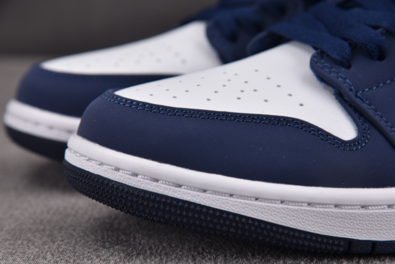 AJLow低帮 尺码:40-46纯原版出品-Air Jordan 1 Low USA 蓝红白 CZ845