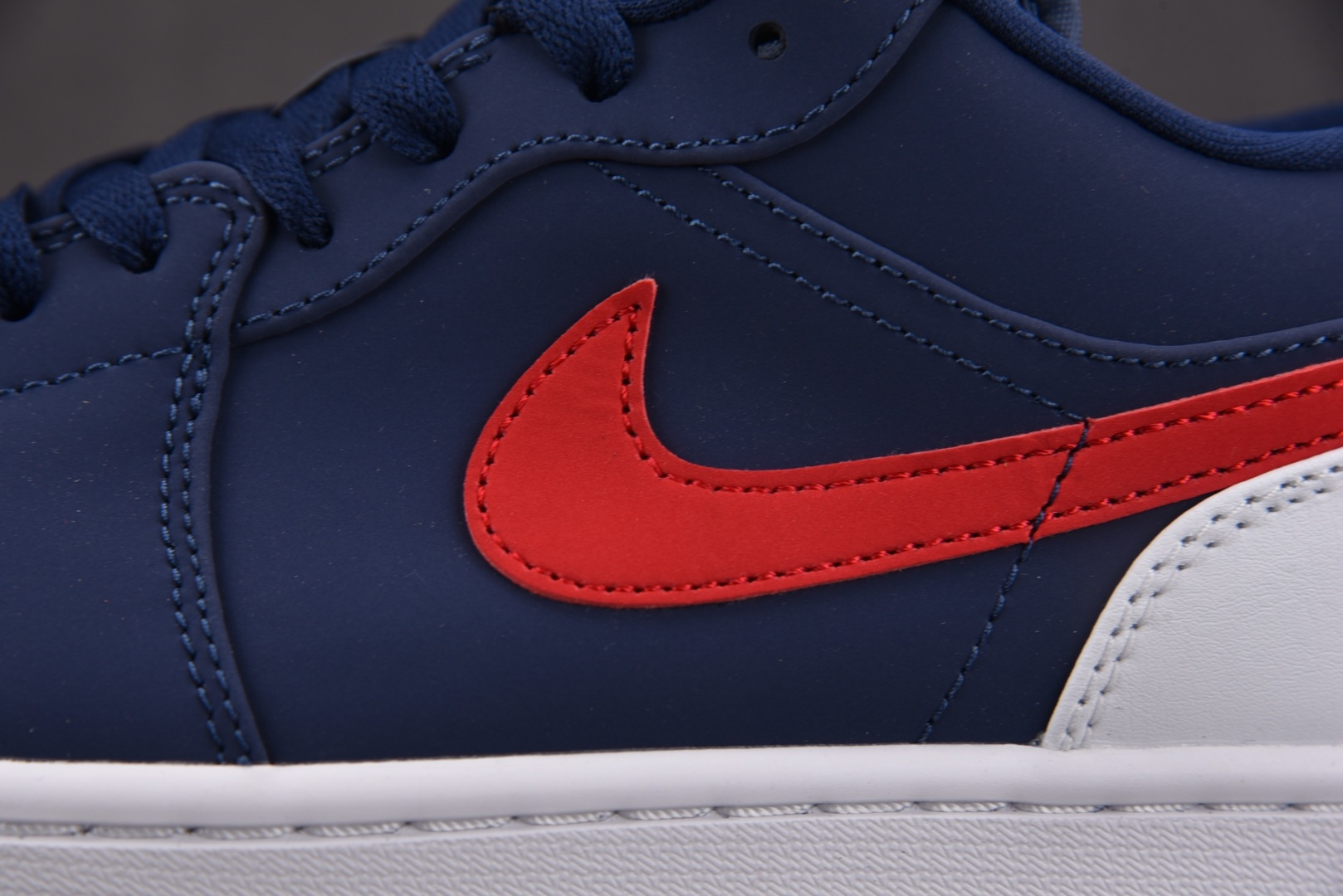AJLow低帮 尺码:40-46纯原版出品-Air Jordan 1 Low USA 蓝红白 CZ845