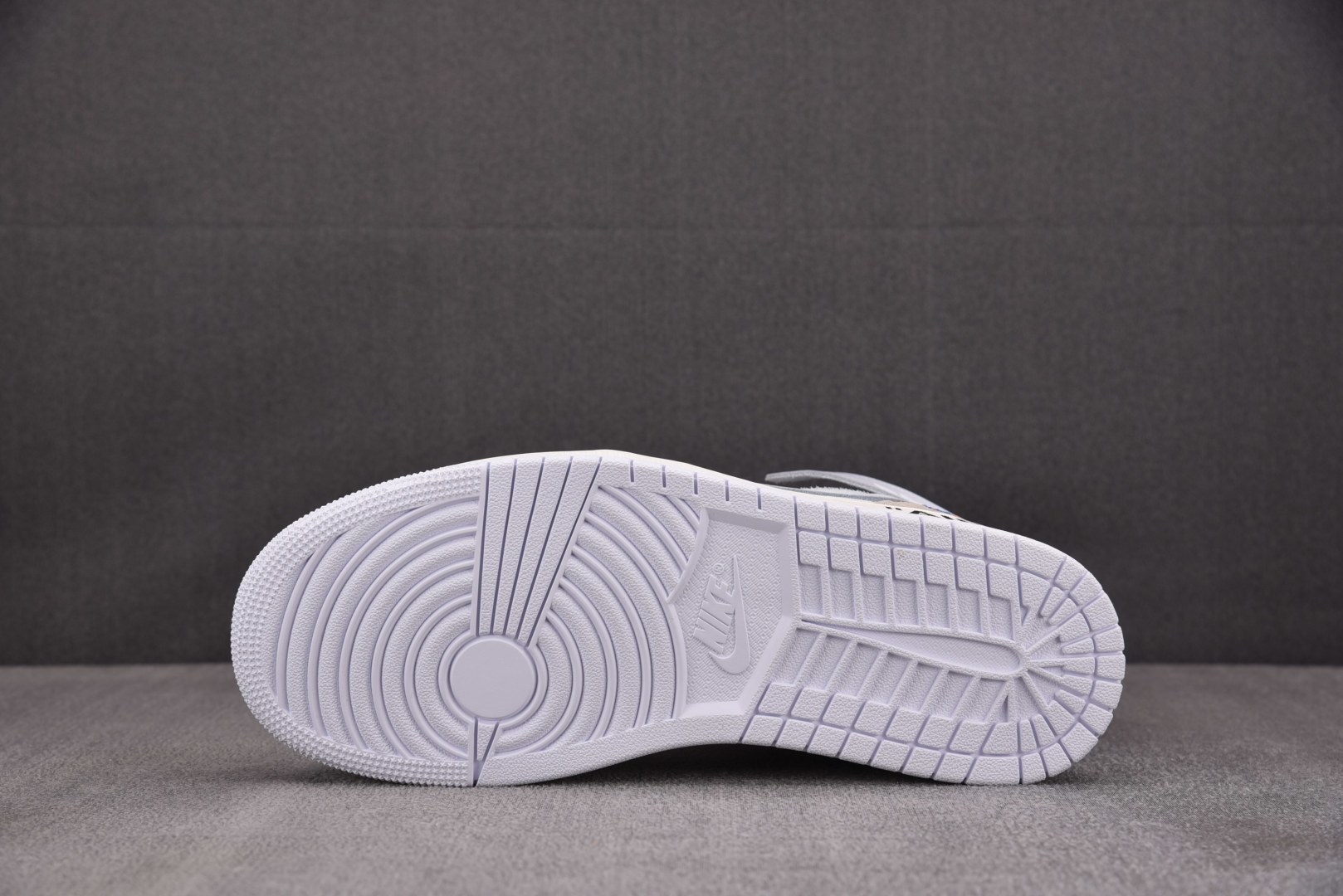 AJ1High 尺码:40-48.5纯原版出品-Air Jordan 1 Retro High Off-