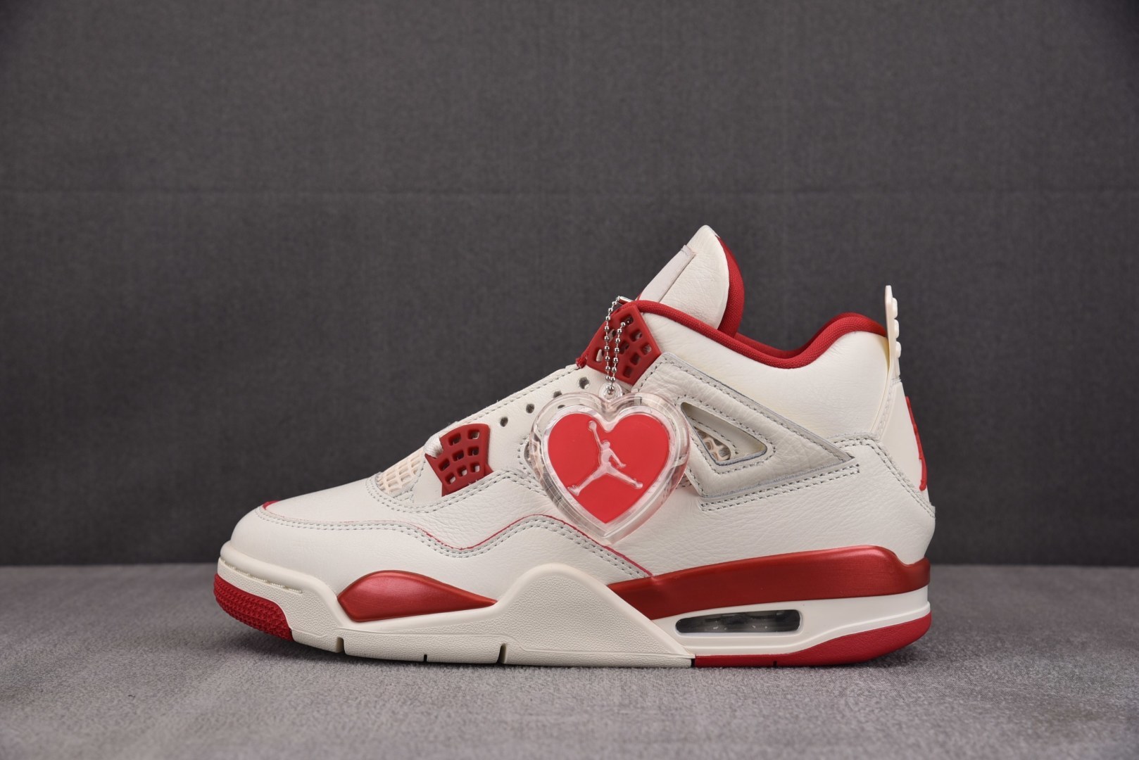 AJ4 EUR:40-48.5纯原-Air Jordan 4 “Sierra Red”情人节白红 HV0