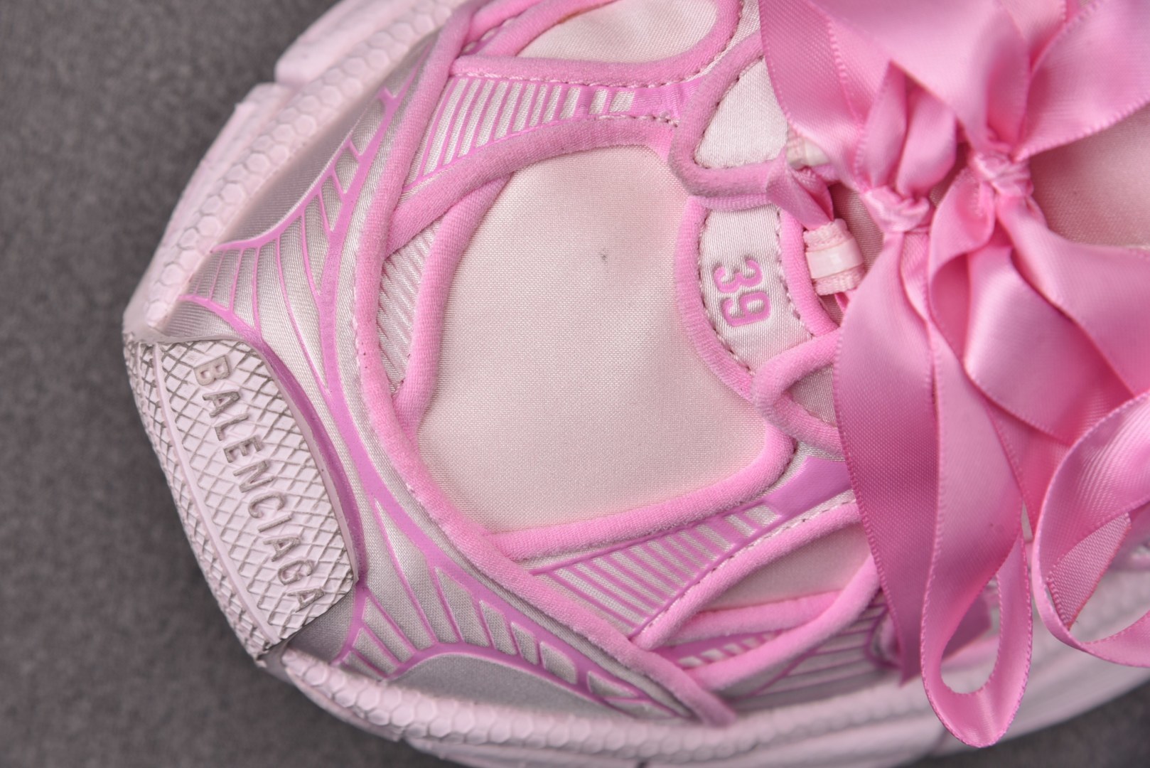 巴黎 EUR:35-40 偏大一码纯原-Balenciaga 3XL SATIN BOWS 粉红 YZ0