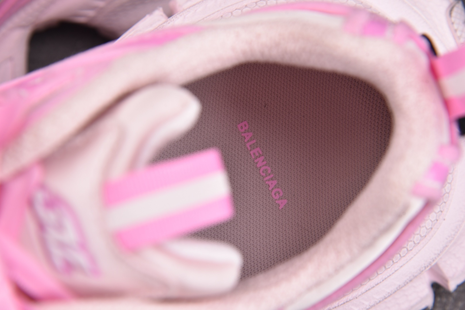 巴黎 EUR:35-40 偏大一码纯原-Balenciaga 3XL SATIN BOWS 粉红 YZ0