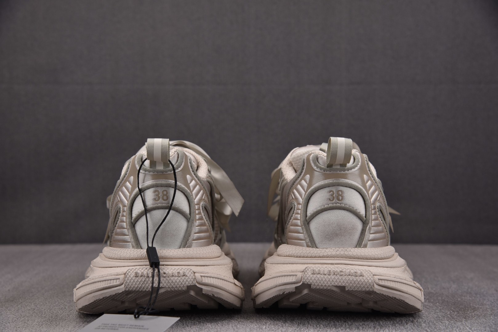 巴黎 EUR:35-46 偏大一码纯原-Balenciaga 3XL SATIN BOWS 米色 YZ0