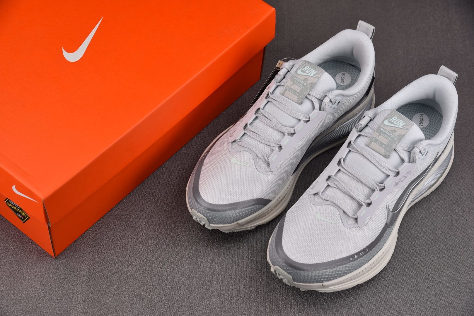 Zoom跑鞋 尺码:39-46纯原版出品-NK Vomero 18 Gore-Tex 灰色 HQ7001