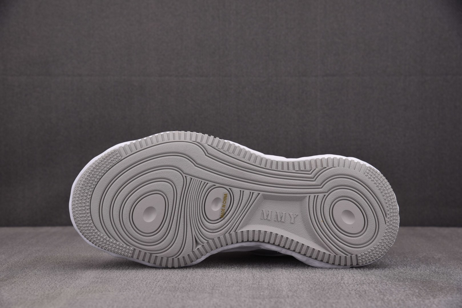 MMY 尺码36-45纯原版出品-MIHARA YASUHIRO 白 No.744 YZ022尺码：36