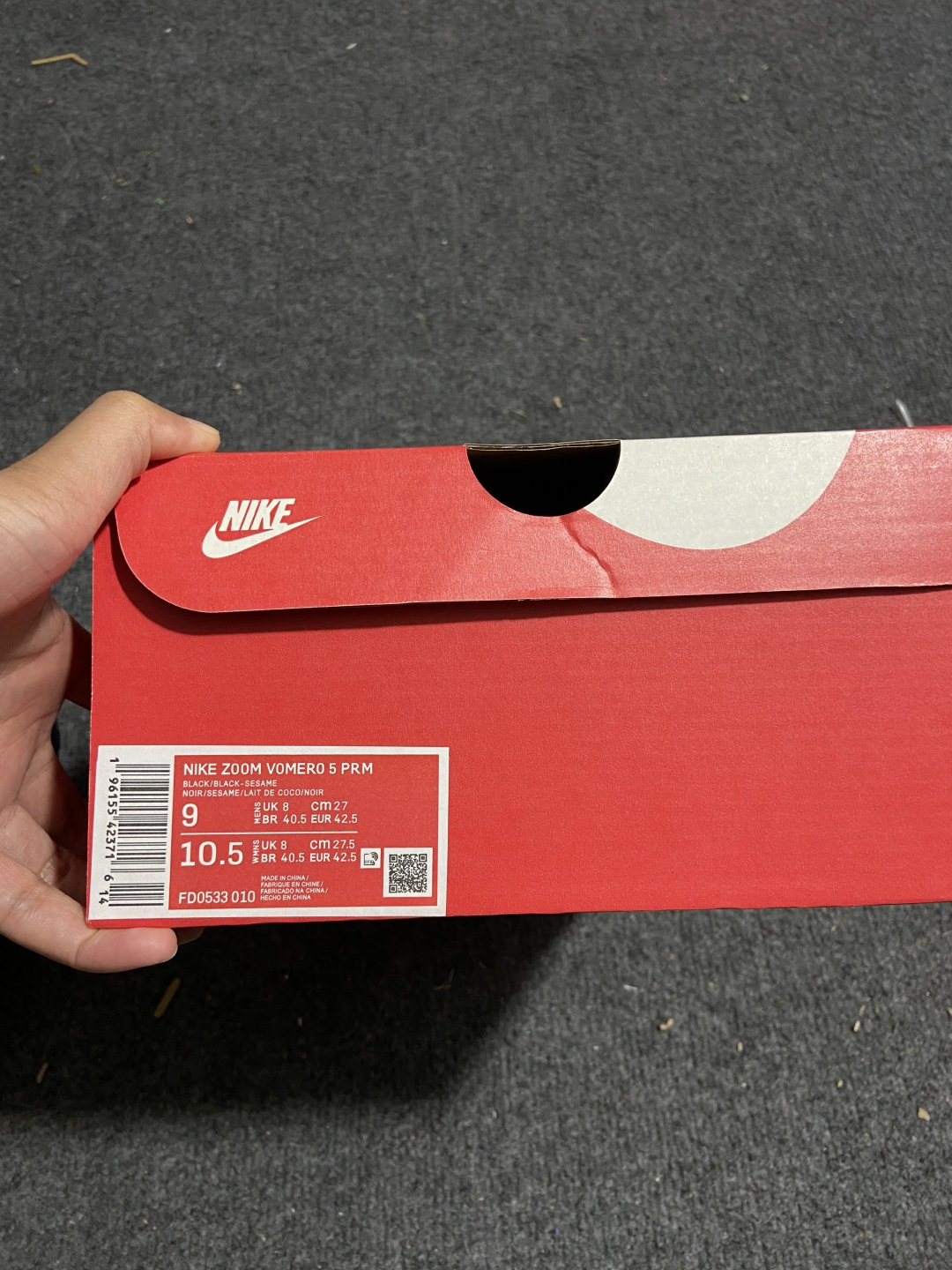 AC Nike Air Zoom Vomero 5 