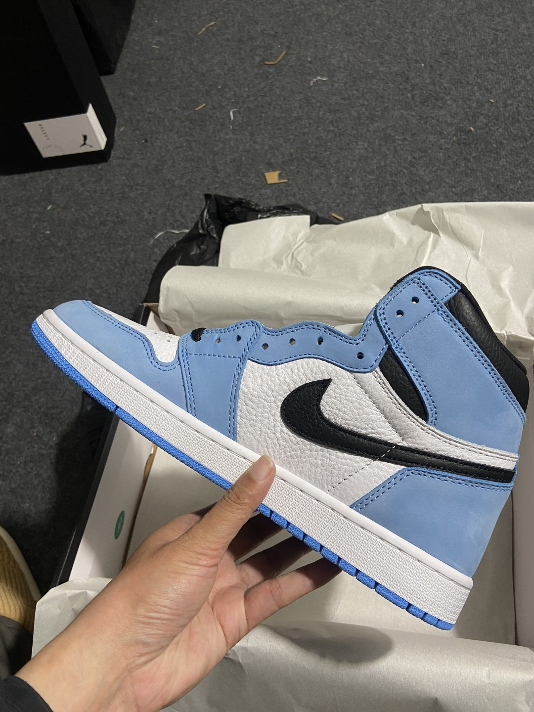 ＃特价 Air Jordan AJ1 Retro High 高帮大学蓝 -134 外贸特供批次 终端控货