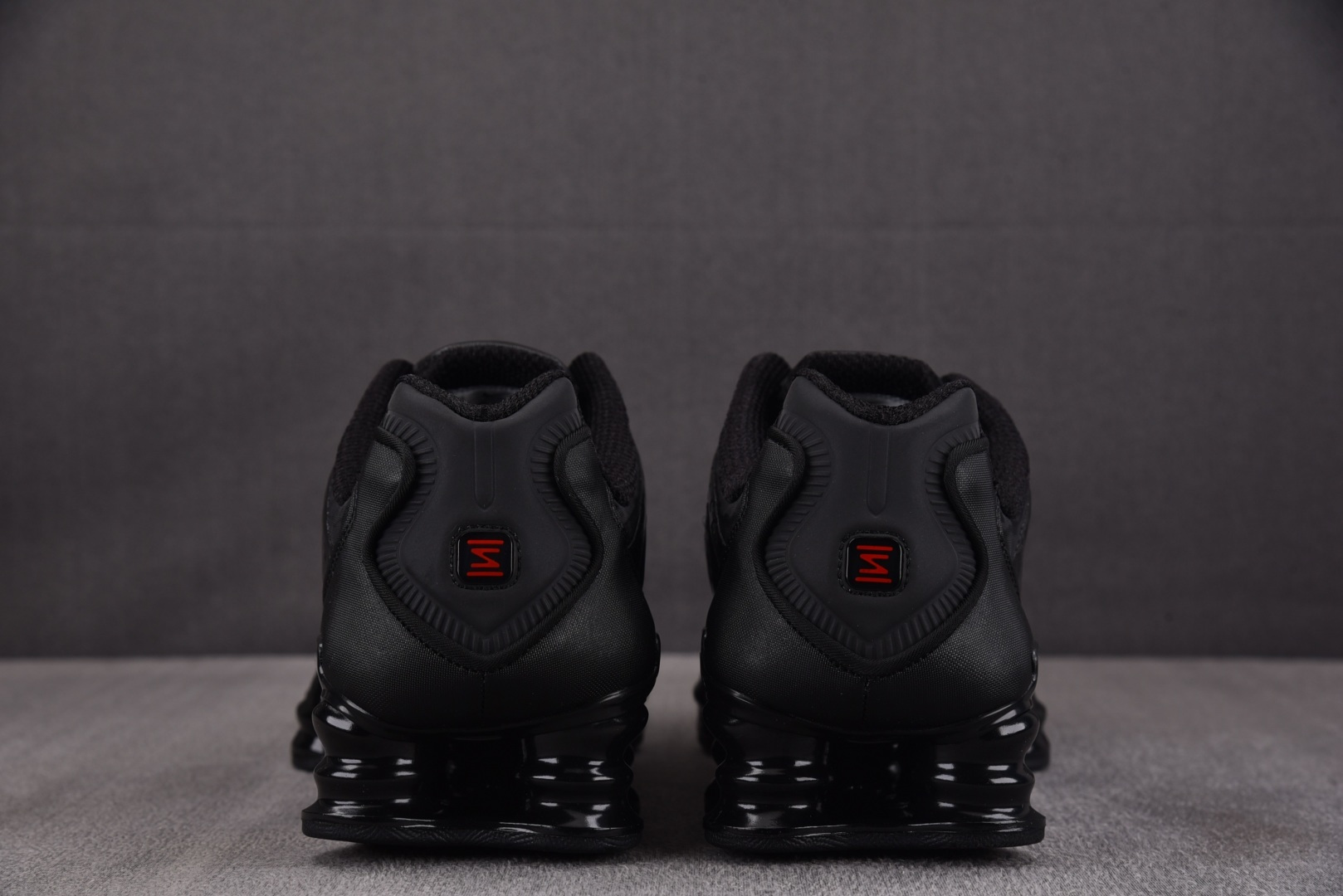 Mam 尺码:39-47.5纯原版出品-NK Shox TL 黑蓝 防滑舒适 低帮 休闲气柱跑步鞋 AR