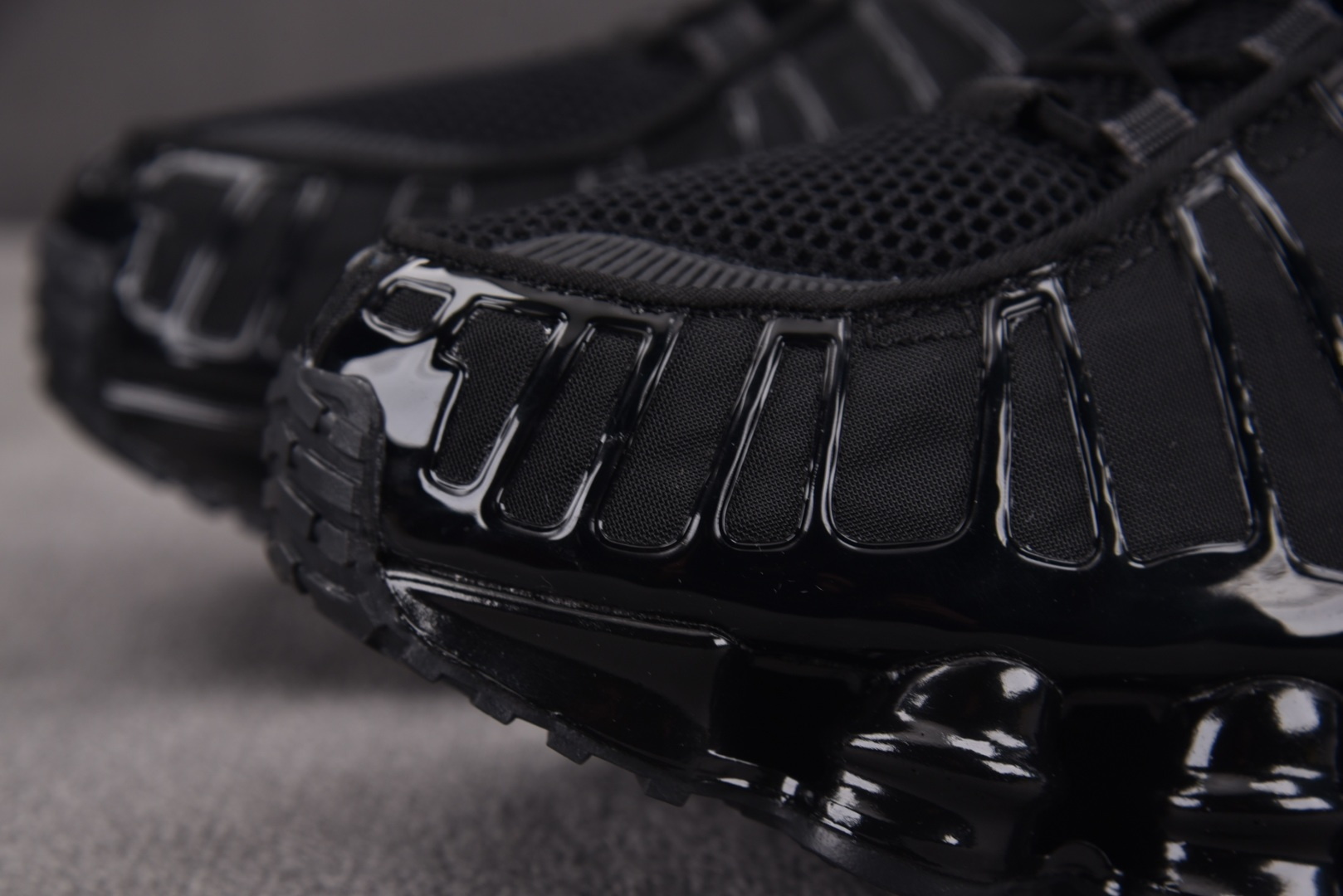 Mam 尺码:39-47.5纯原版出品-NK Shox TL 黑蓝 防滑舒适 低帮 休闲气柱跑步鞋 AR
