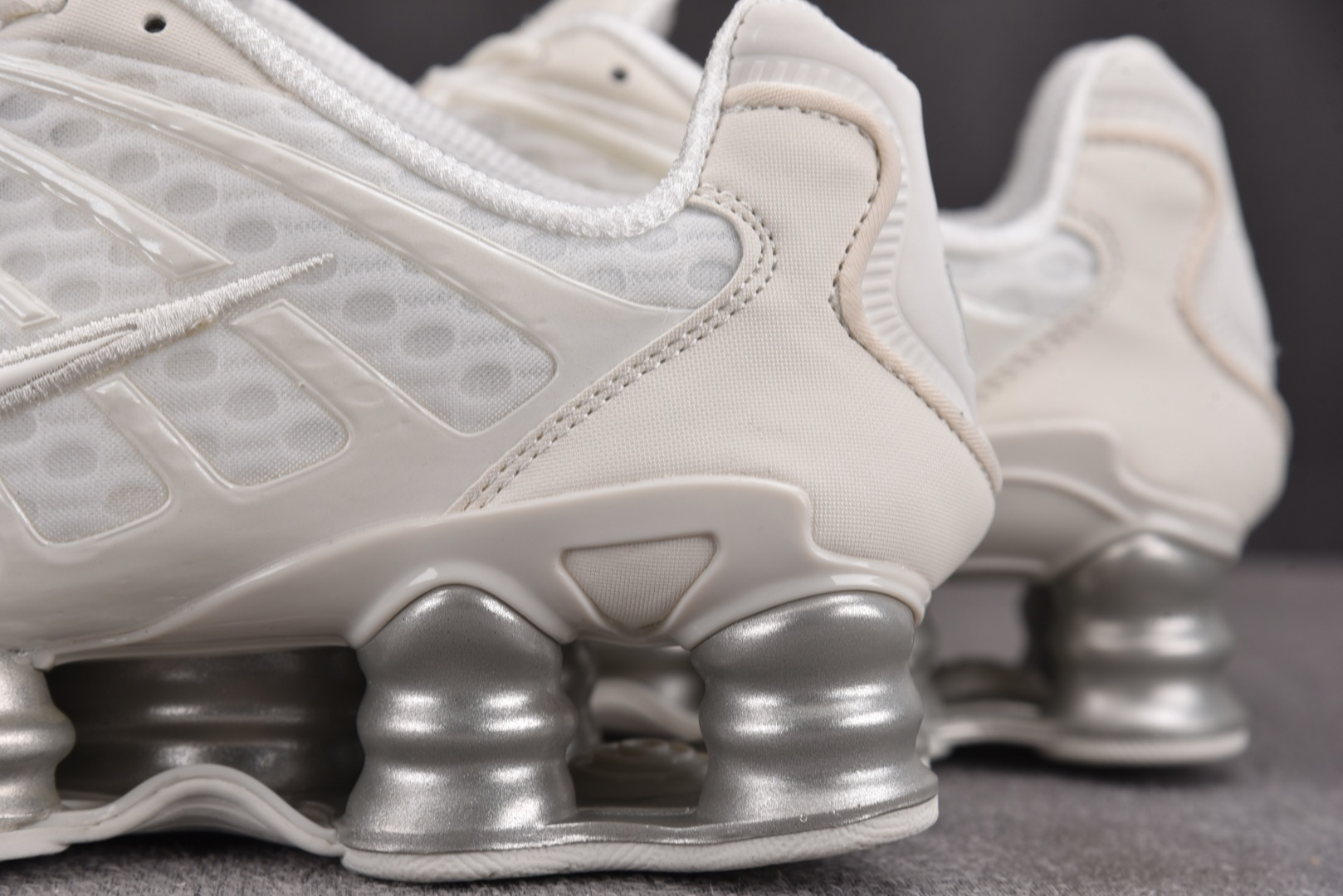 MAX 尺码:39-47.5纯原版出品-NK W NK Shox TL 黑黄 AR3566-103 YZ