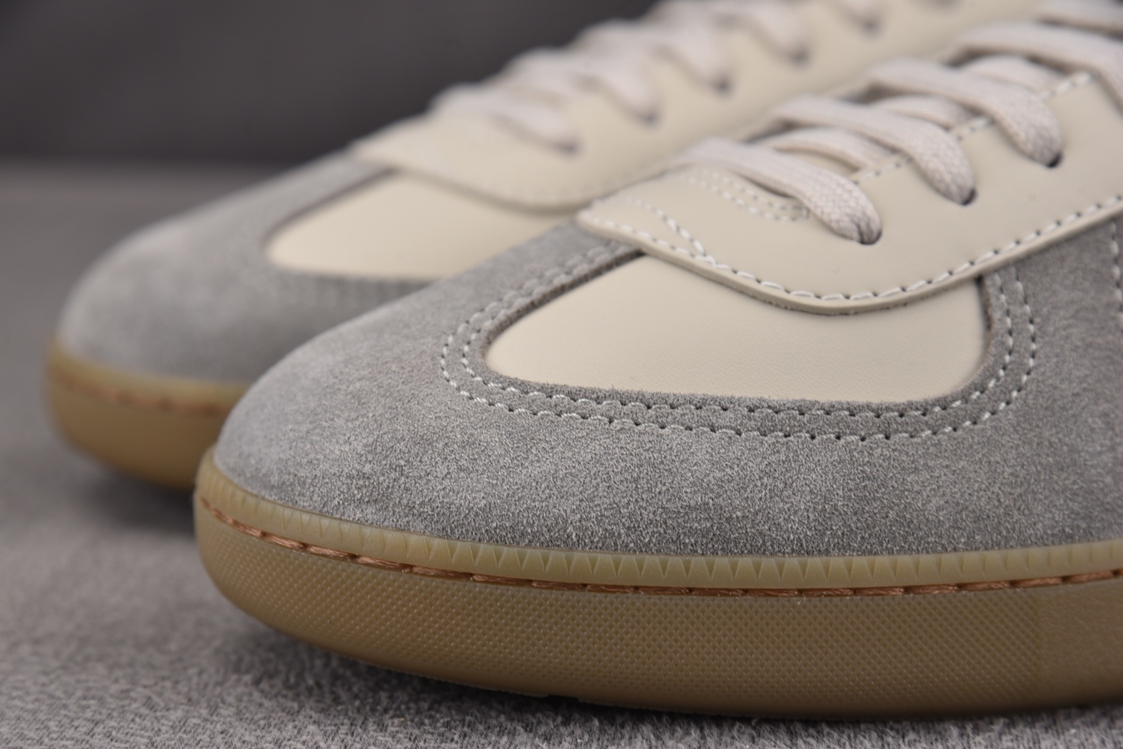 迪奥 尺码:38-46纯原出品-Dior B01 Matchpoint 米白蓝 YZ021-1尺码：38