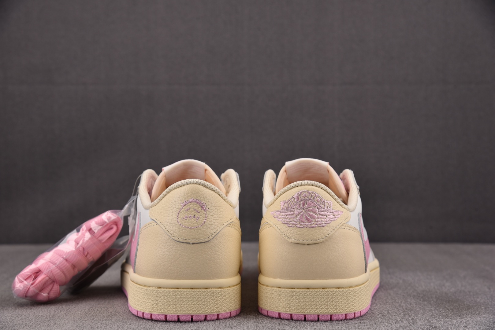Ajlow 尺码:36-48.5纯原版出品-NK Air Jordan 1 Retro Low OG S