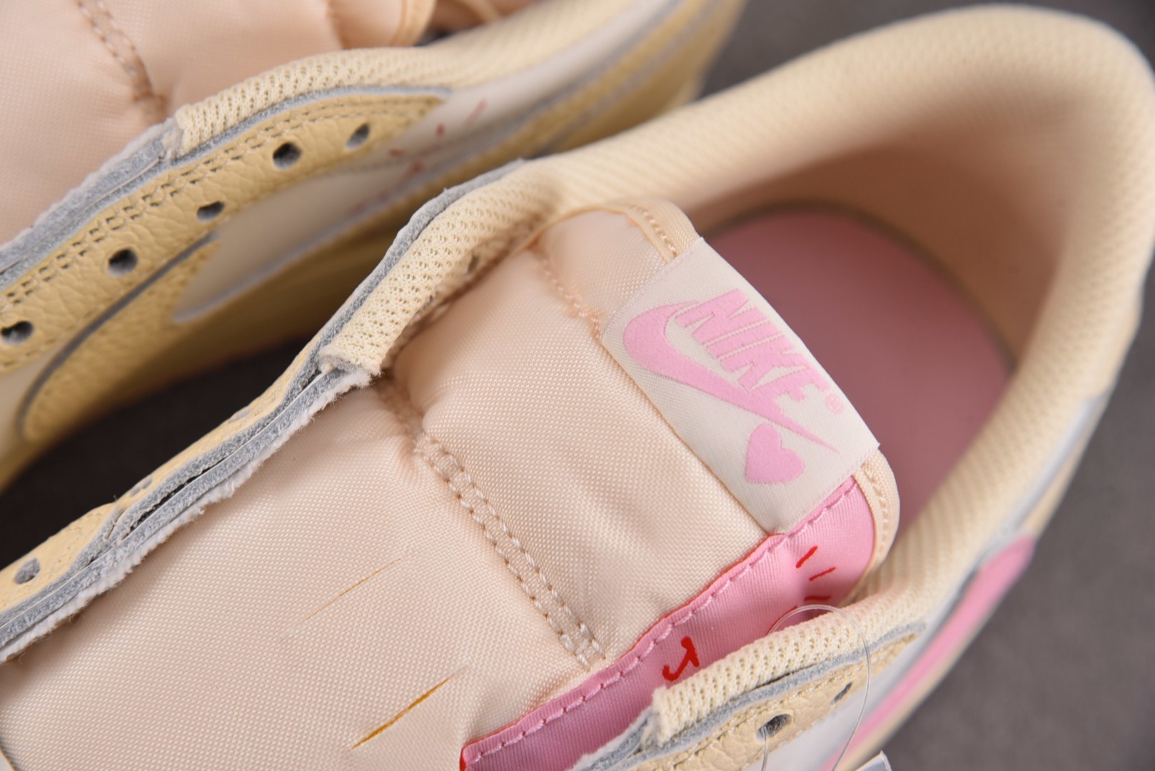 Ajlow 尺码:36-48.5纯原版出品-NK Air Jordan 1 Retro Low OG S