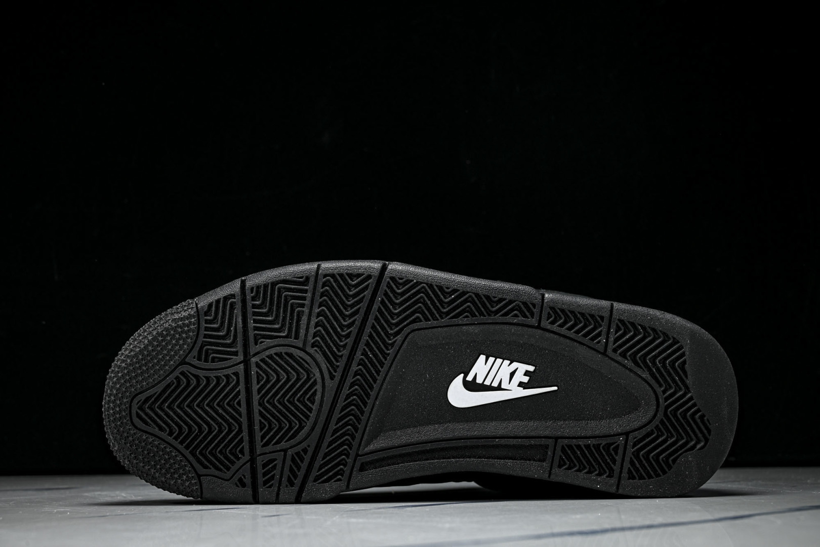 AJ4 尺码:40-47.5纯原版出品-Air Jordan 4 Retro Black Cat (20