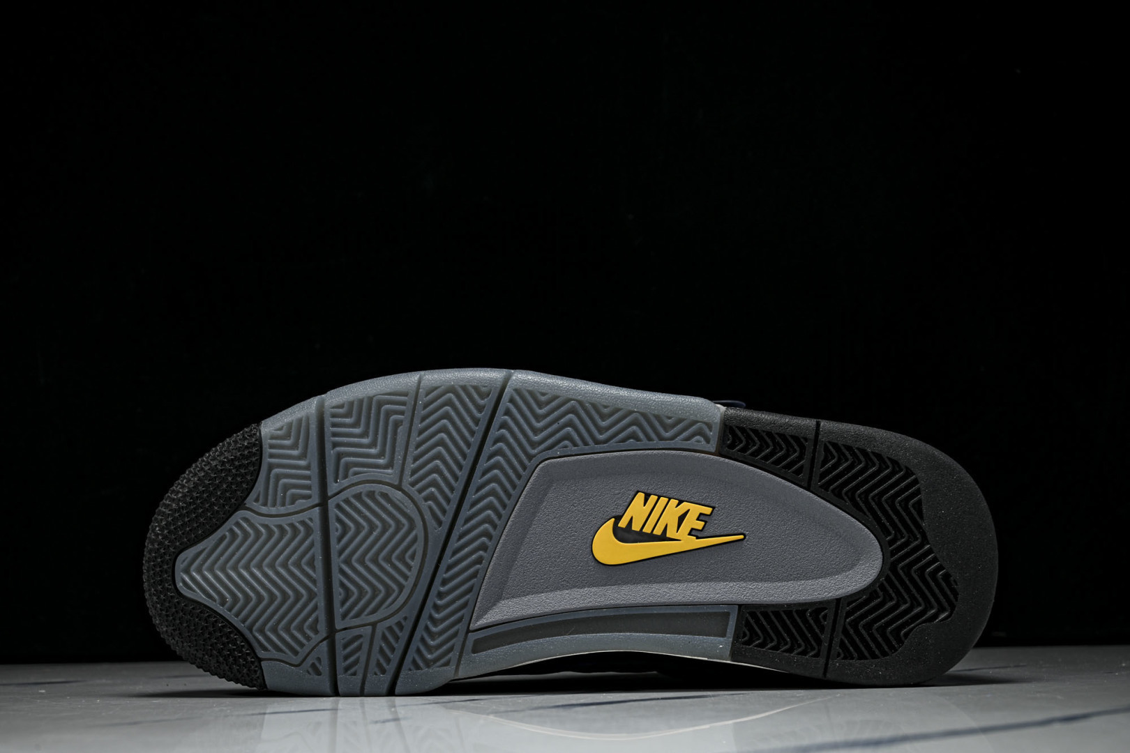AJ4 尺码:40-47.5纯原版出品-Air Jordan 4 Retro Lakers AJ4 乔4