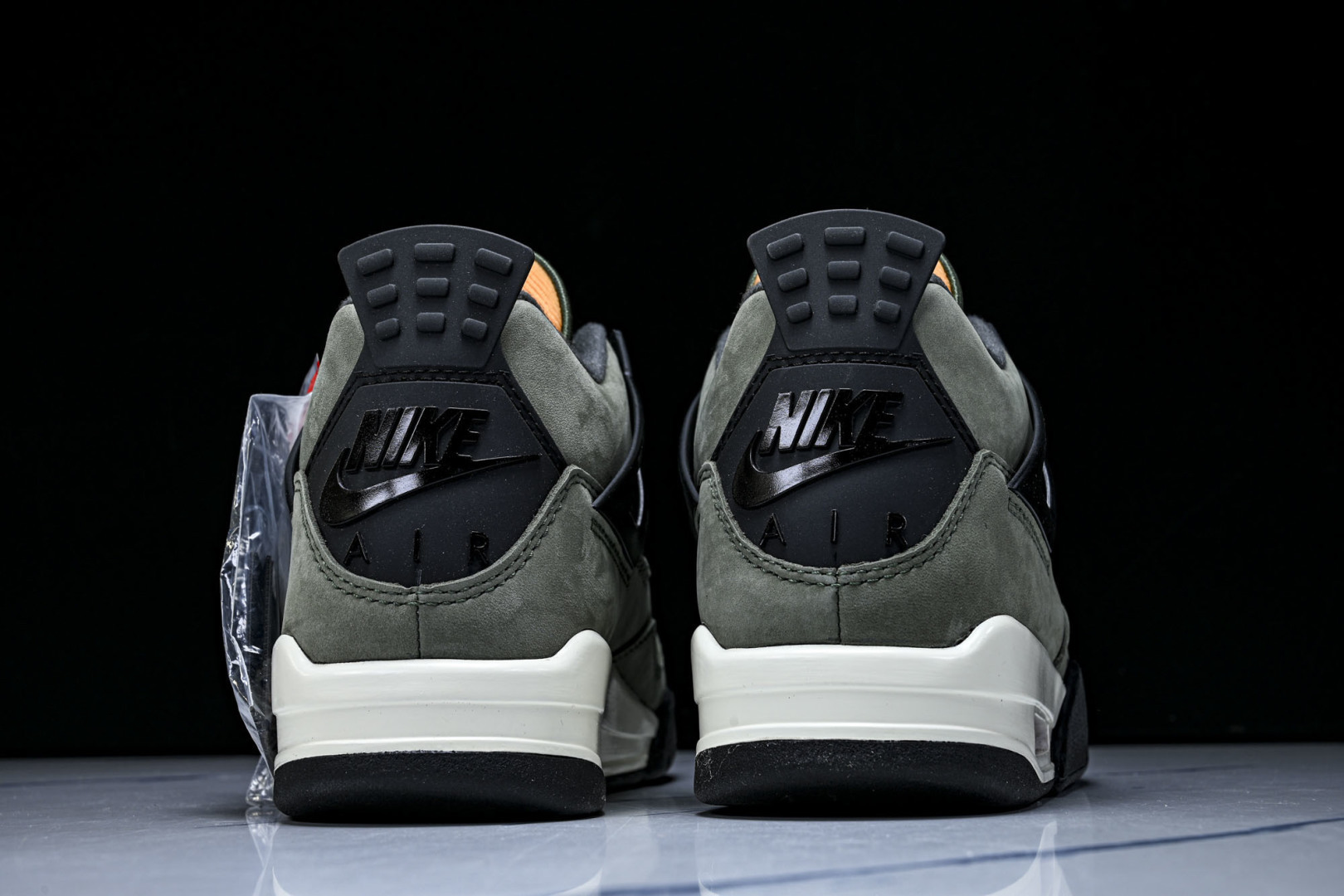 AJ4 尺码:40-47.5纯原版出品-Undefeated x Air Jordan 4 OG AJ4