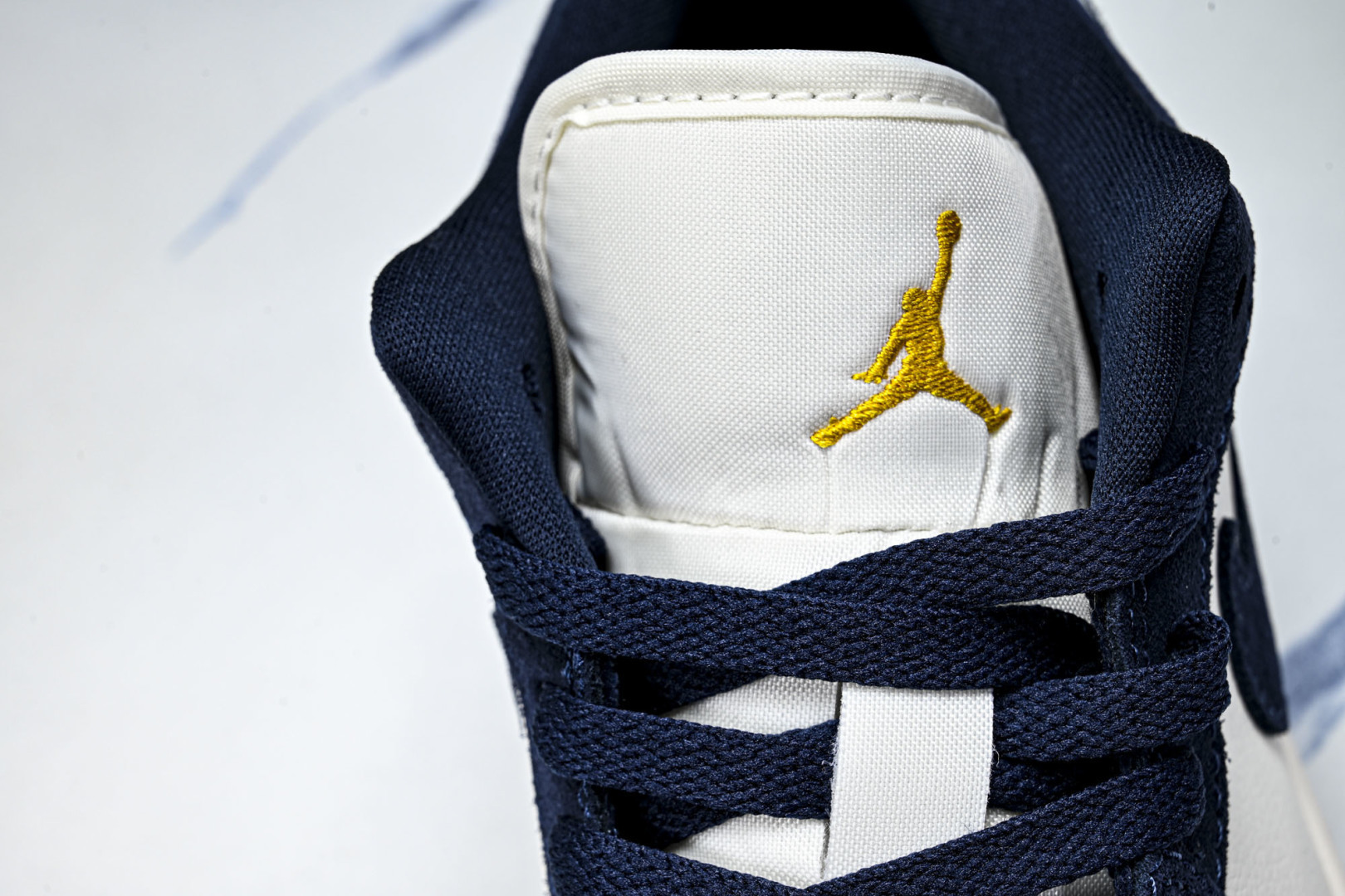 AJlow 尺码:39-46纯原版出品-Air Jordan Low SE 蓝白黑 400 YZ010尺