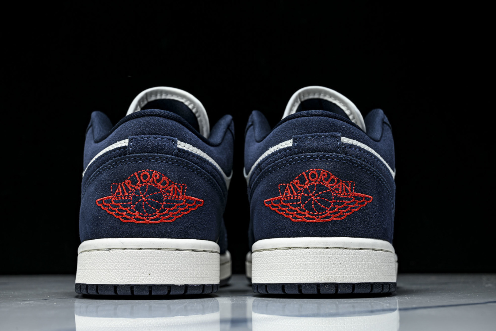 AJlow 尺码:39-46纯原版出品-Air Jordan Low SE 蓝白黑 400 YZ010尺