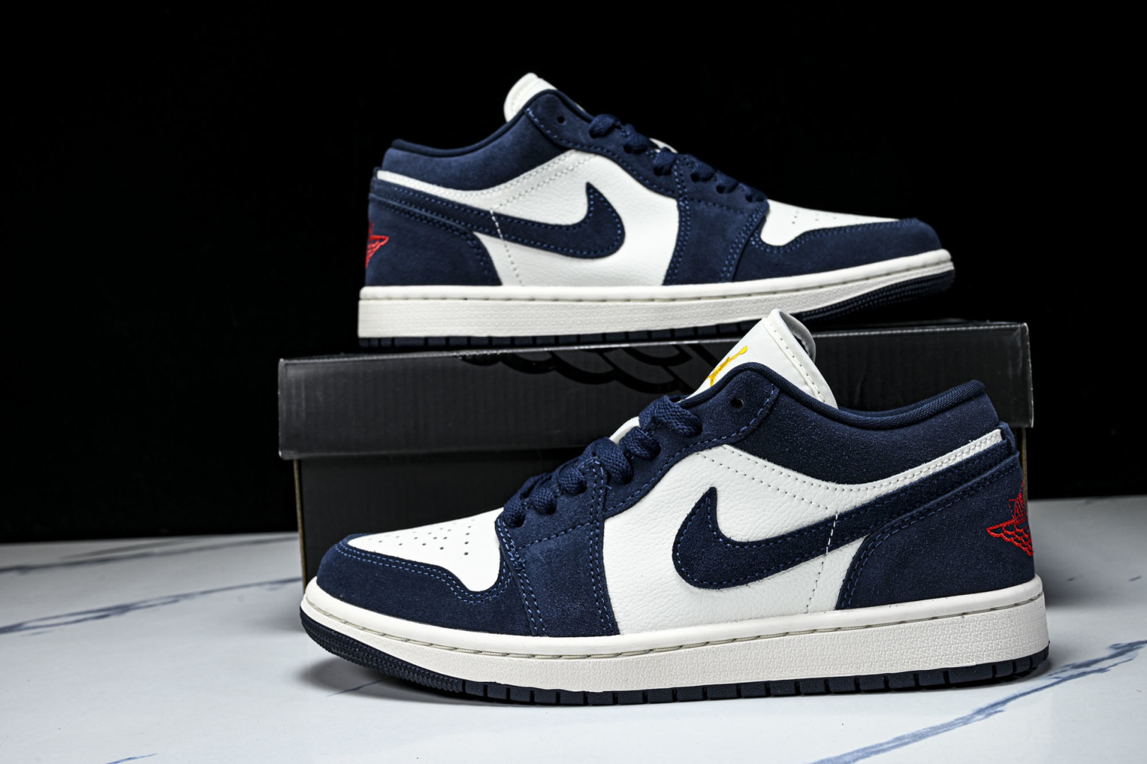 AJlow 尺码:39-46纯原版出品-Air Jordan Low SE 蓝白黑 400 YZ010尺