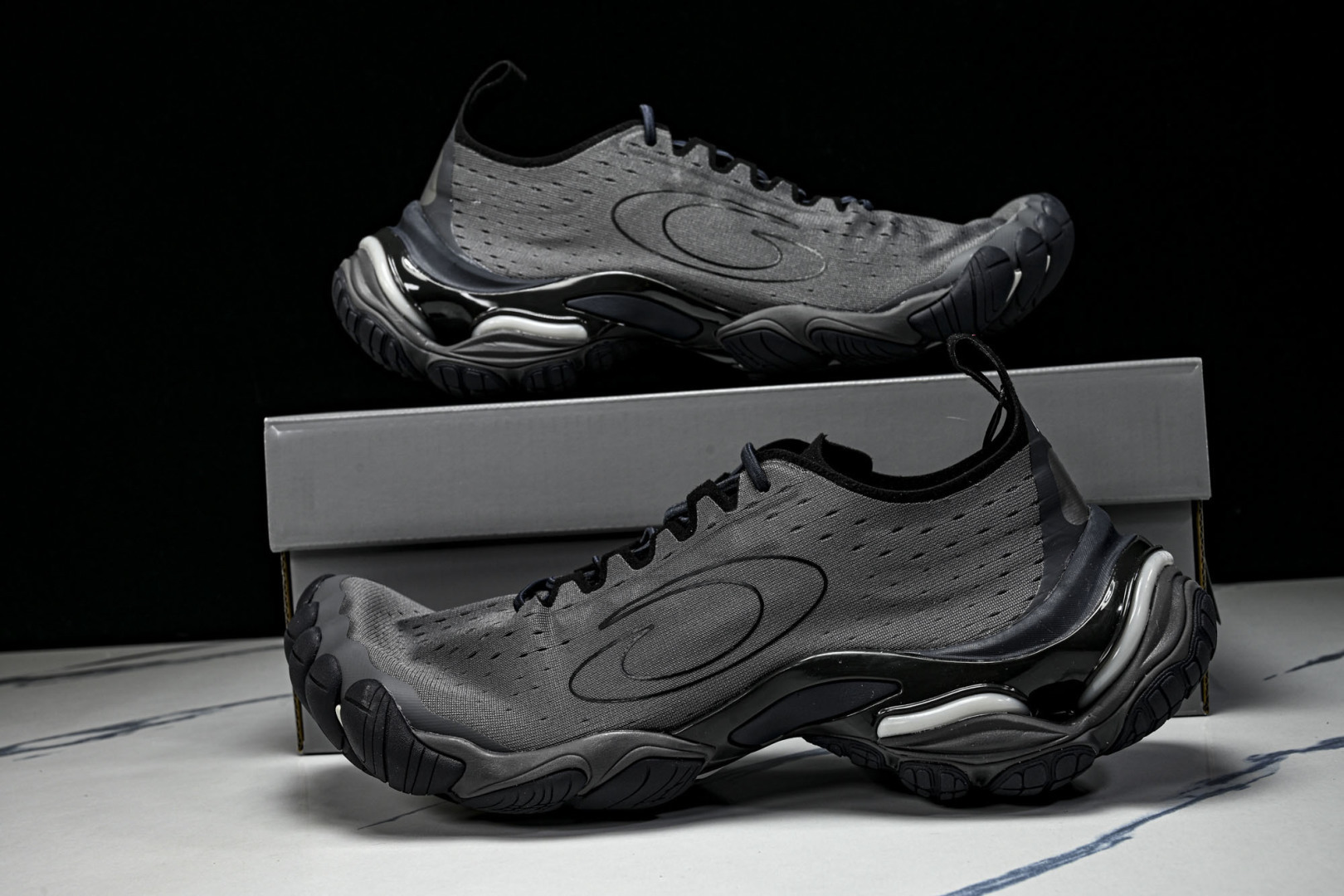 巴黎 EUR:35-46 偏大一码纯原-Balenciaga Anatomic Runner 黑色 YZ