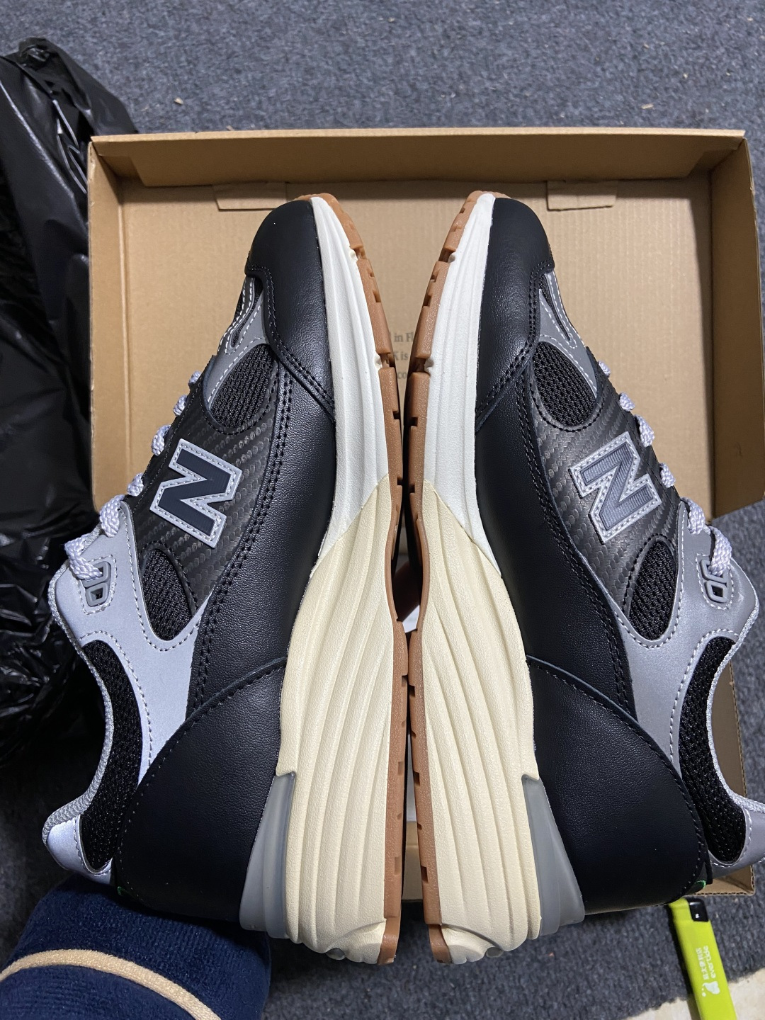 NB991 尺码:36-46.5纯原版出品-UP THERE x New Balance 三方联名低帮跑