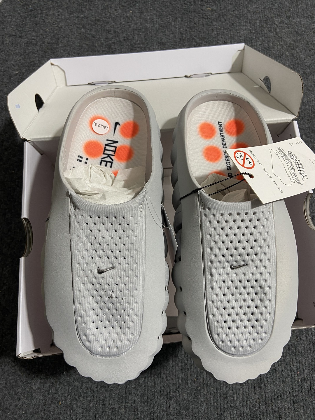 N 版 东南亚订单 Nike Mind 001 灰色货号：HQ4307-003尺码：36 36.5 37