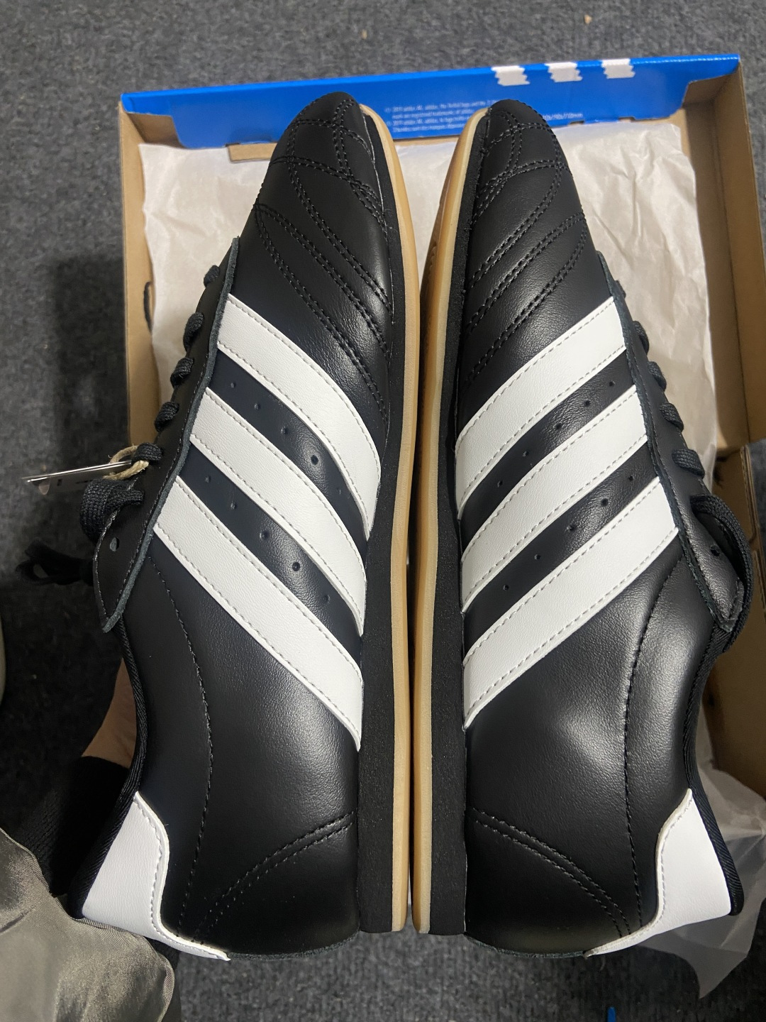 AD Originals TAEKWONDO 跆拳道薄底训练鞋 JS1193全网独家头层纳帕皮版本市售最