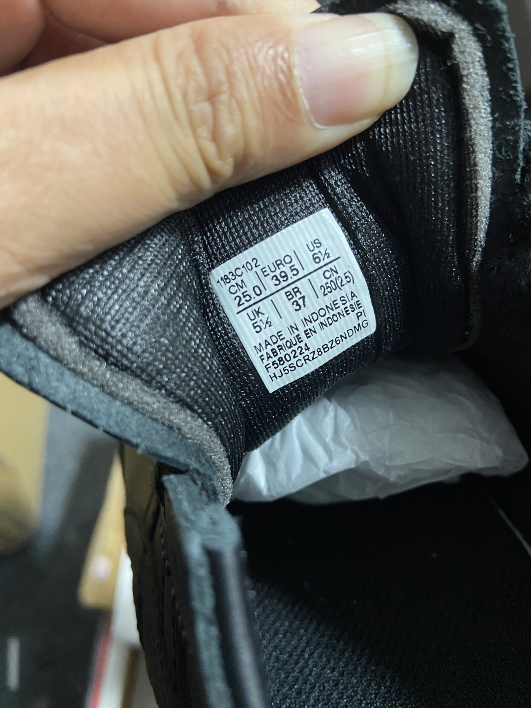 版型 用料 细节 清洁度 公司级别 可对比同价位 Onitsuka Tiger鬼塚虎 MEXICO 66