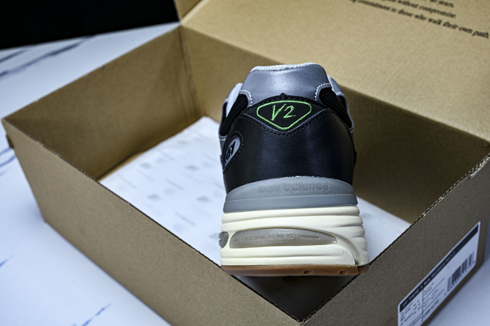 NB991 尺码:36-46.5纯原版出品-UP THERE x New Balance 三方联名低帮跑