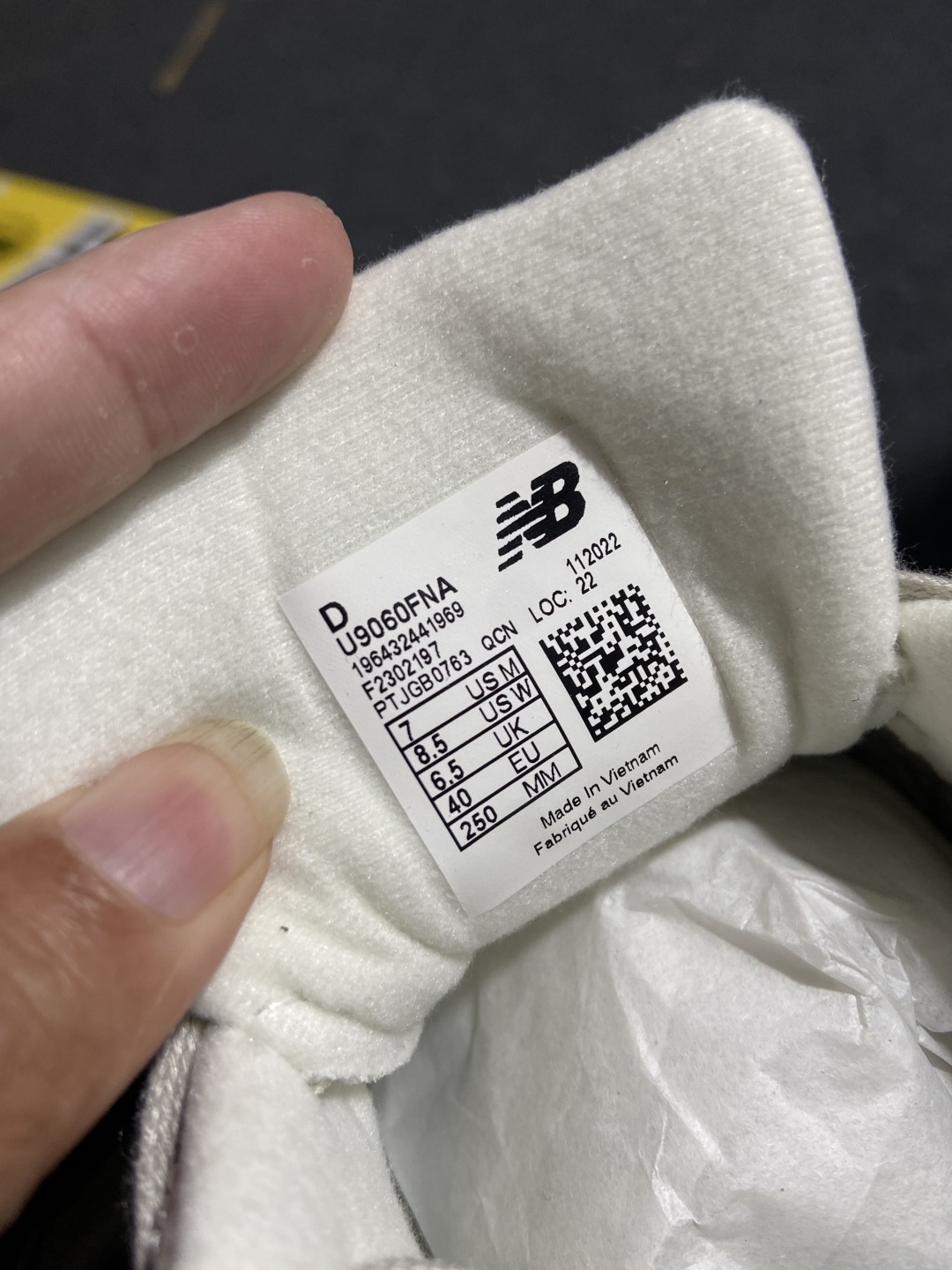 Joe Freshgoods x New Balance NB9060 复古休闲运动慢跑鞋 棕色 U90