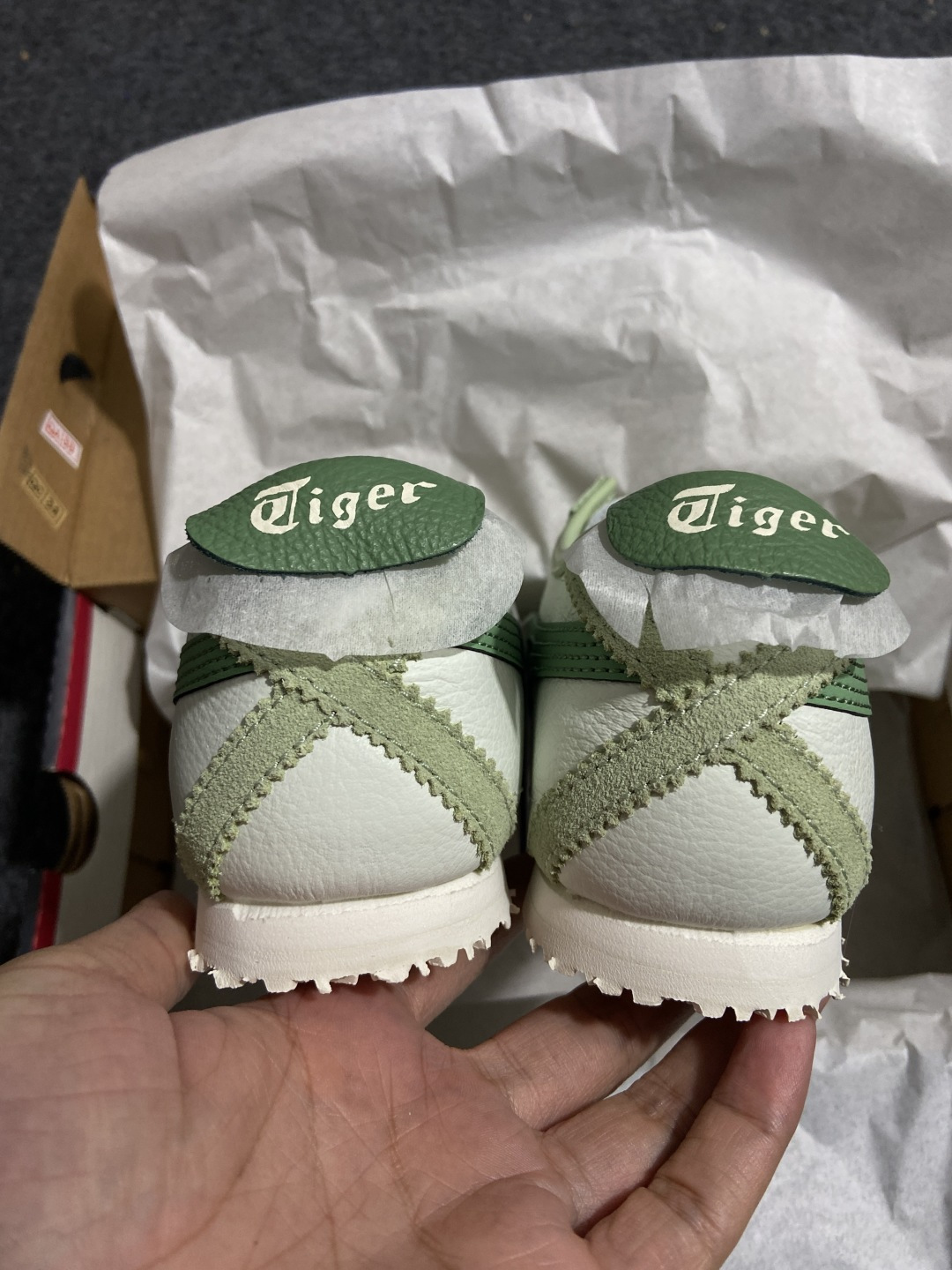 【平台版】Onitsuka Tiger Mexico 66 亚瑟士鬼冢虎复古经典板鞋 青苹果1183A2