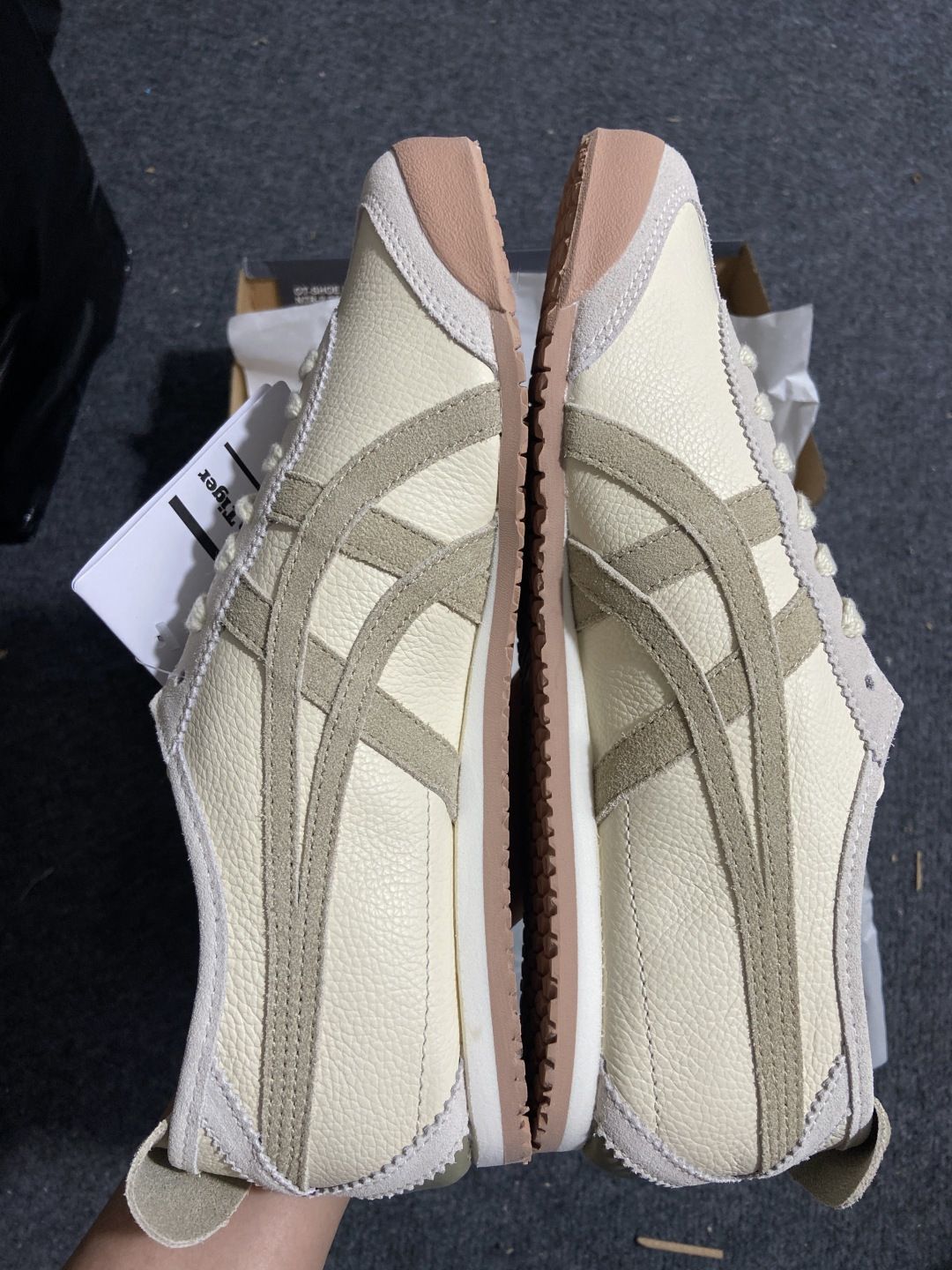 【平台版】Onitsuka Tiger Mexico 66 亚瑟士鬼冢虎复古经典板鞋米色 1183C07