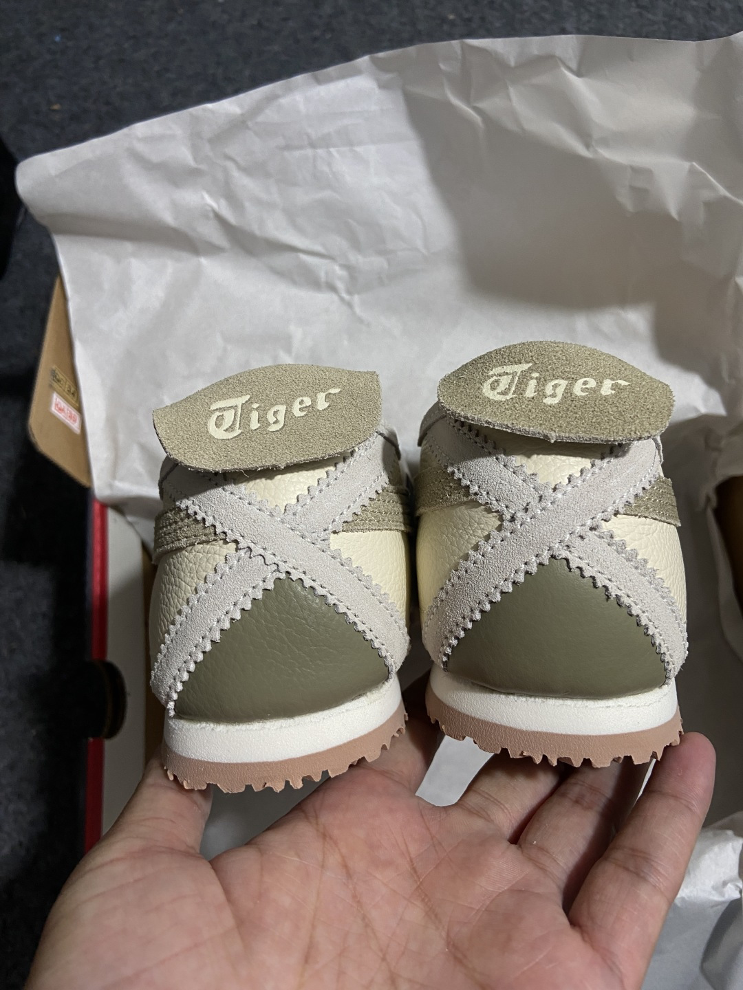 【平台版】Onitsuka Tiger Mexico 66 亚瑟士鬼冢虎复古经典板鞋米色 1183C07