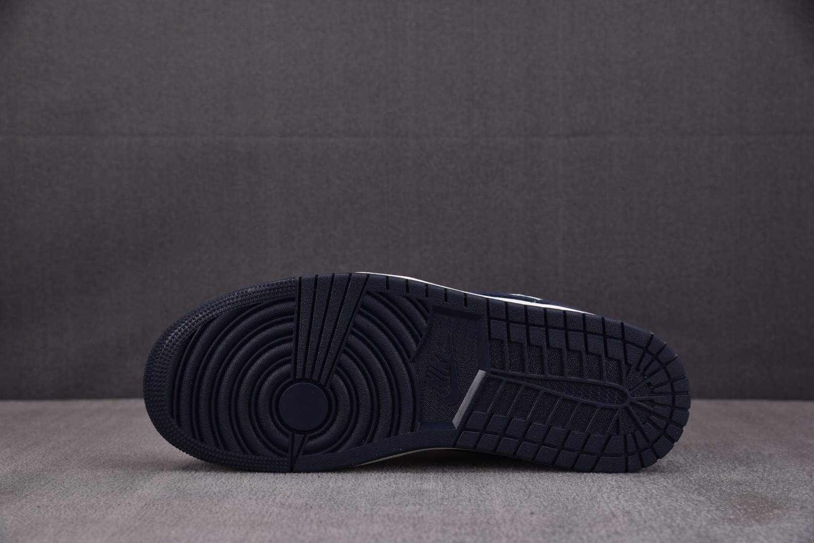 AJlow 尺码:35.5-46纯原版出品-Air Jordan 1 Low SE Obsidian 黑