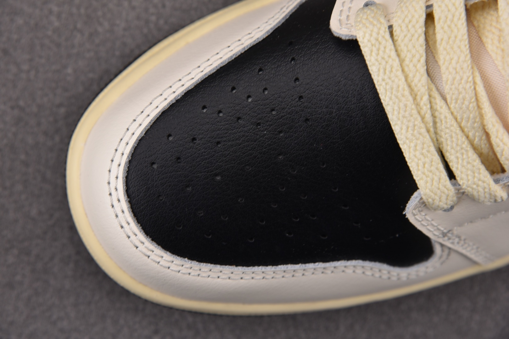 AJlow 尺码:35.5-46纯原版出品-WMNS Air Jordan 1 Low Flight C